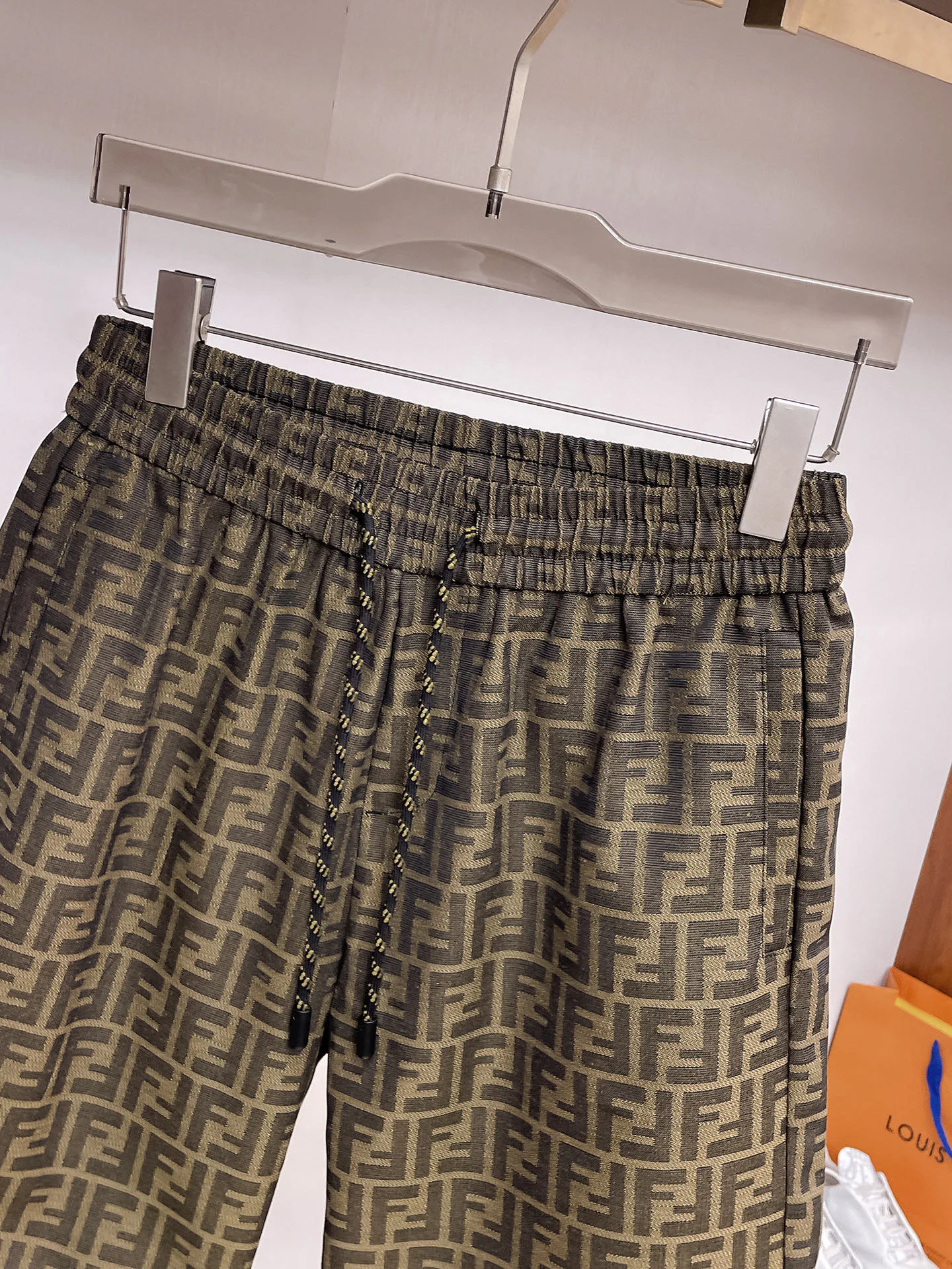 Шорты Мужские Fendi 13417564