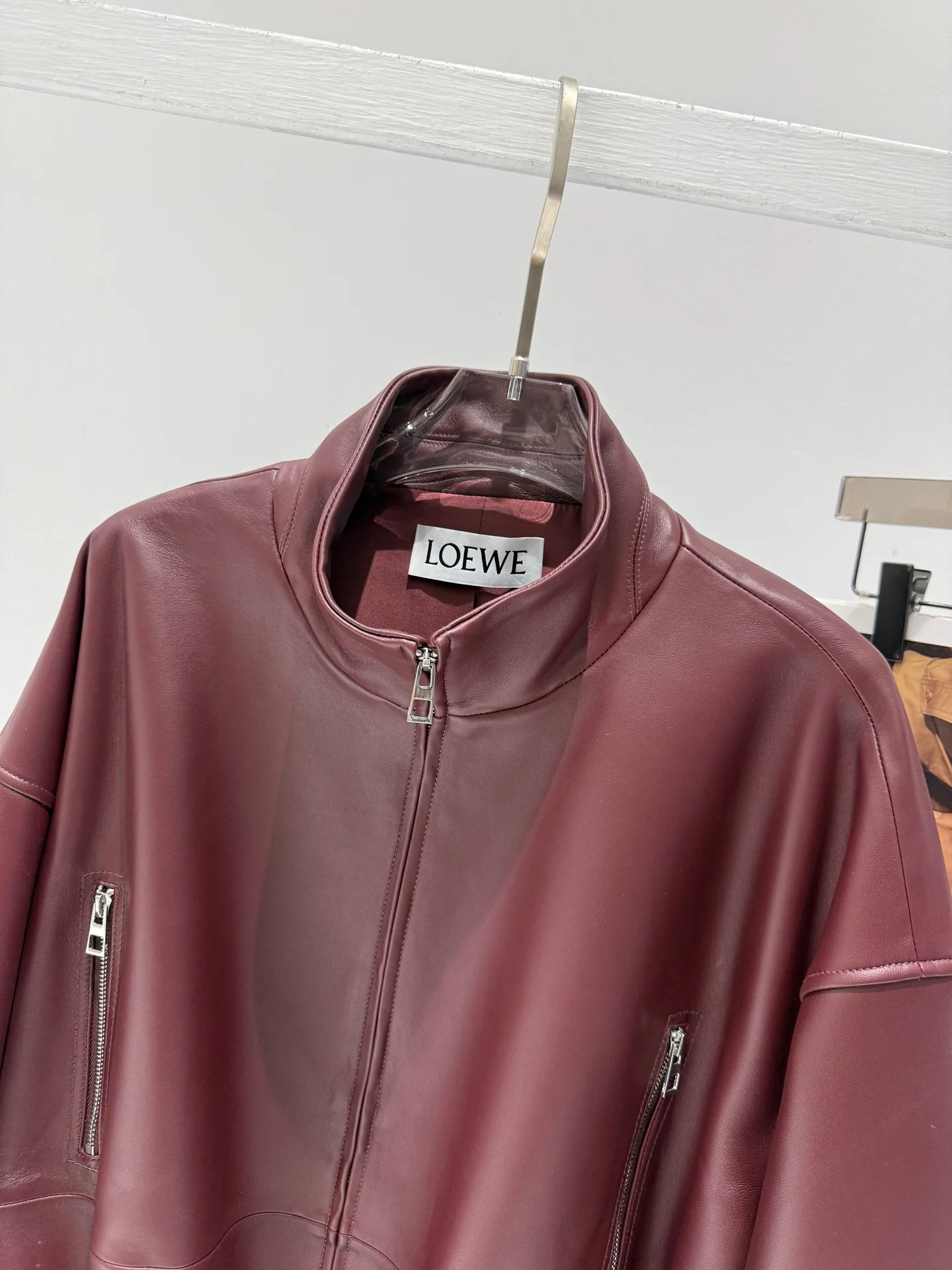 Кожаные Куртки И Дублёнки Женские Loewe 11868479