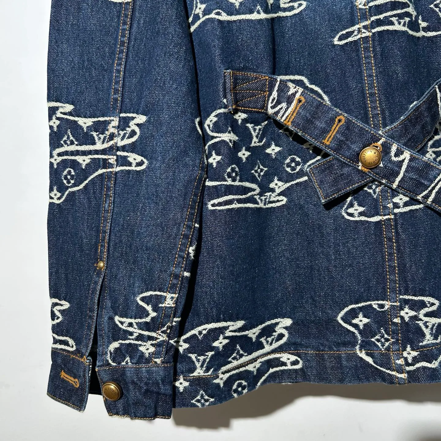 Куртки И Пуховики Мужские Louis Vuitton 79200