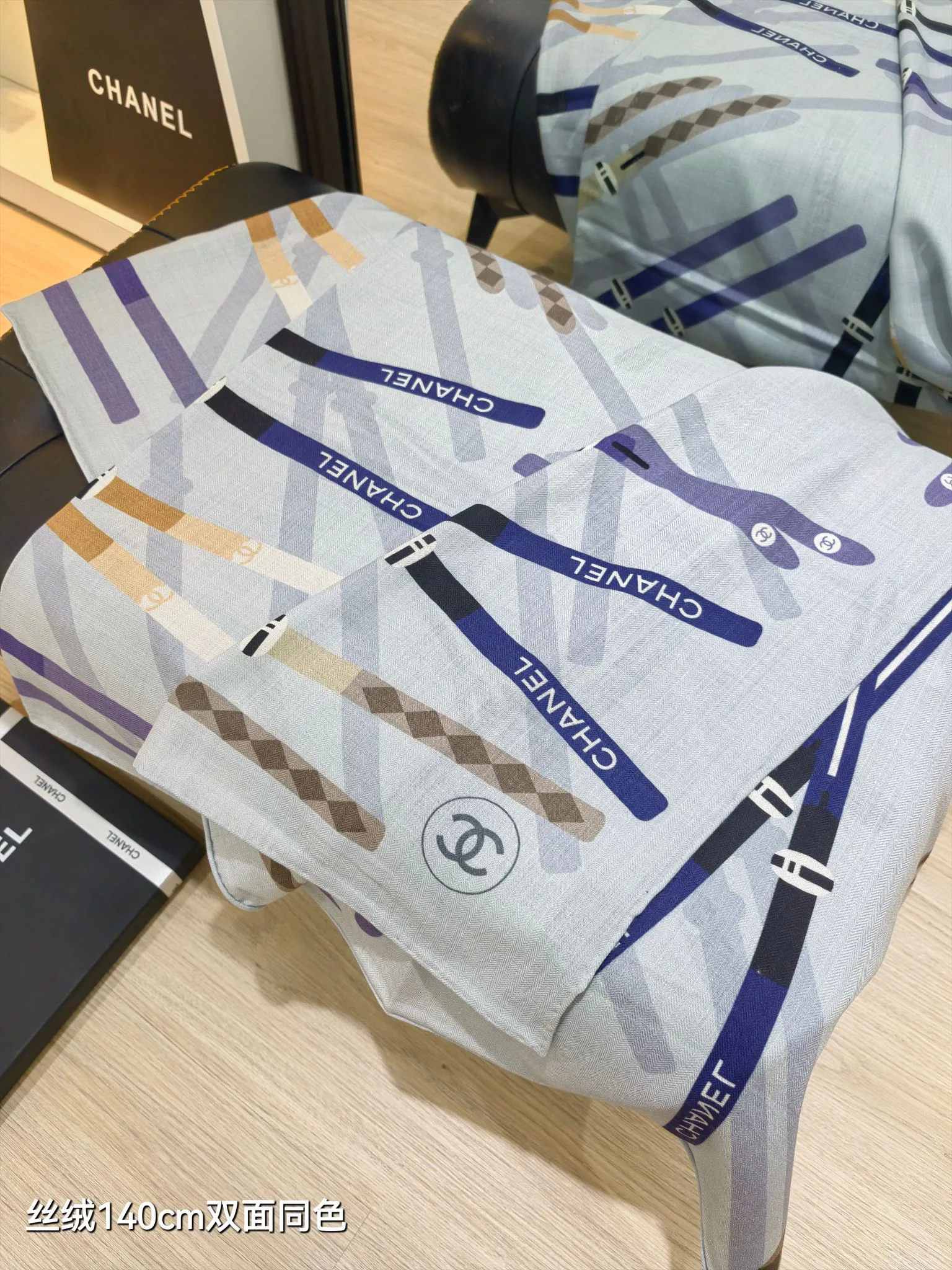 Шарфы Chanel 11362373