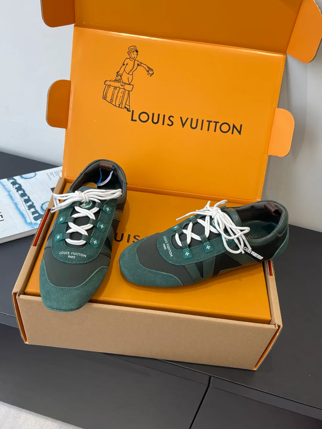 Кроссовки Женские Louis Vuitton 1595080