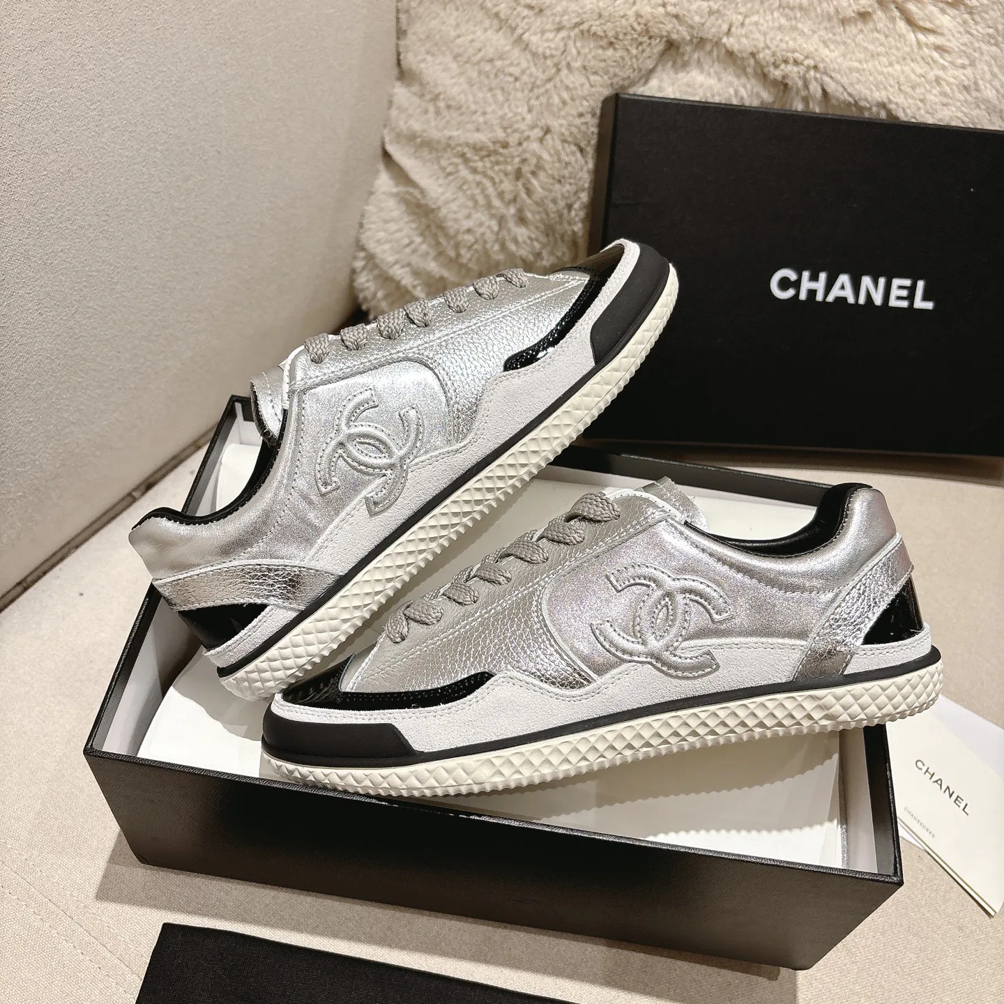 Кроссовки Женские Chanel 11498295