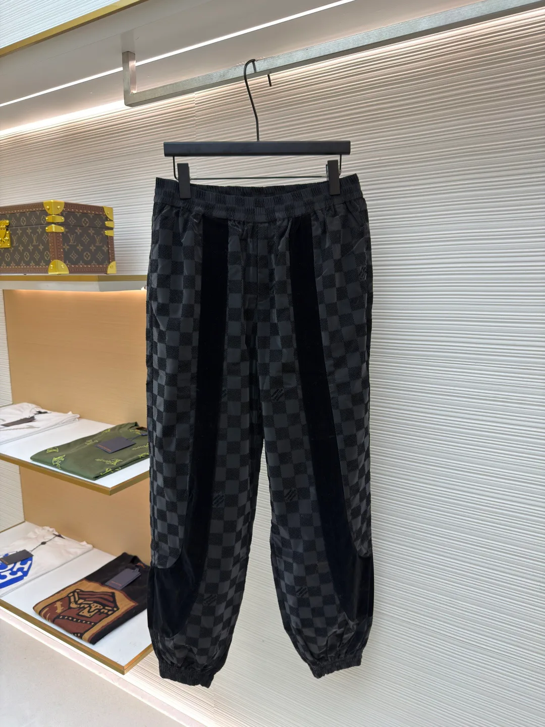 Брюки Мужские Louis Vuitton 658828