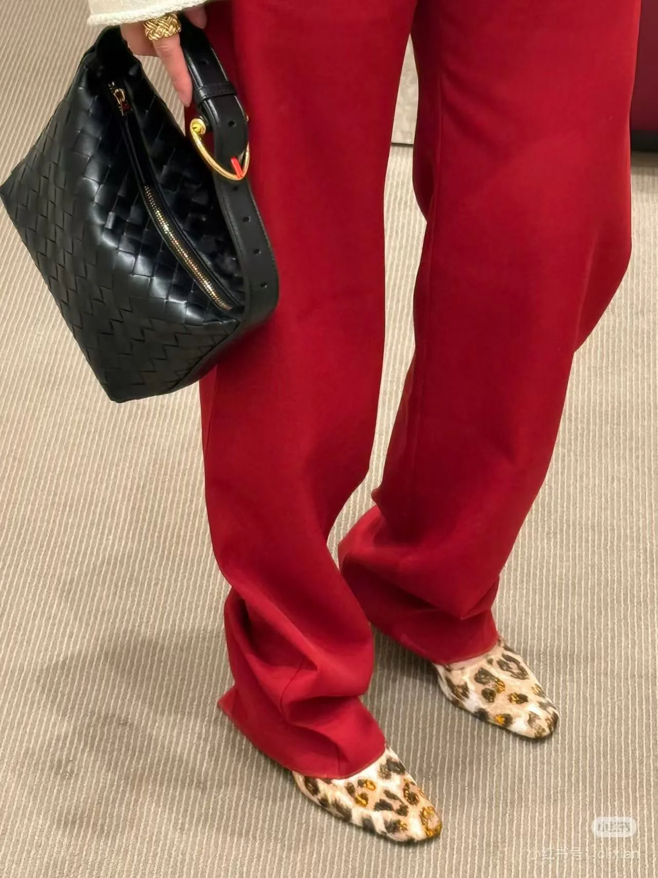 Брюки Женские Bottega Veneta 12703683