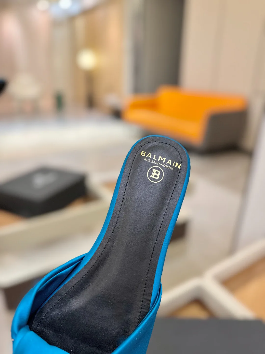 Шлепанцы Женские Balmain 840996