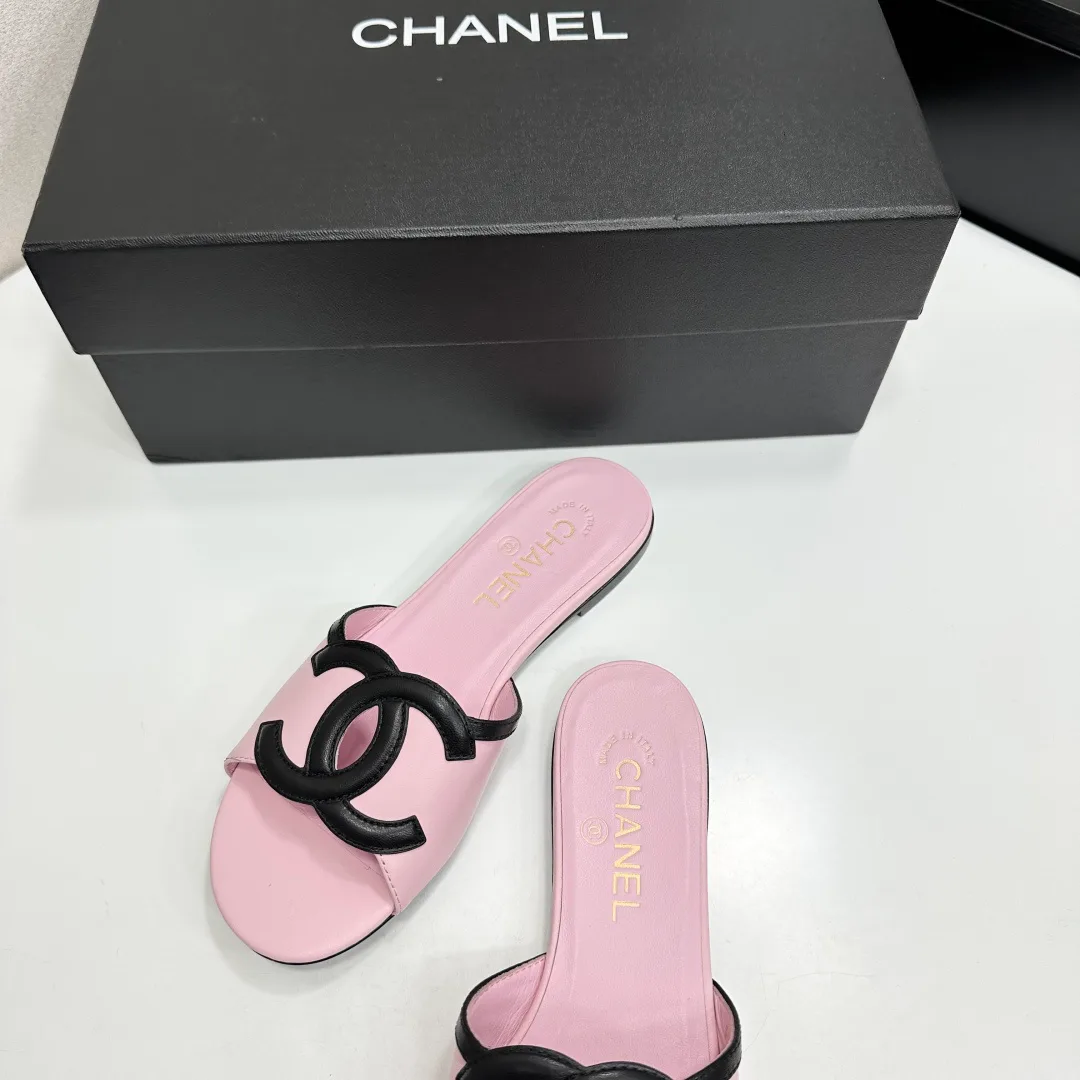 Шлепанцы Женские Chanel 11738542