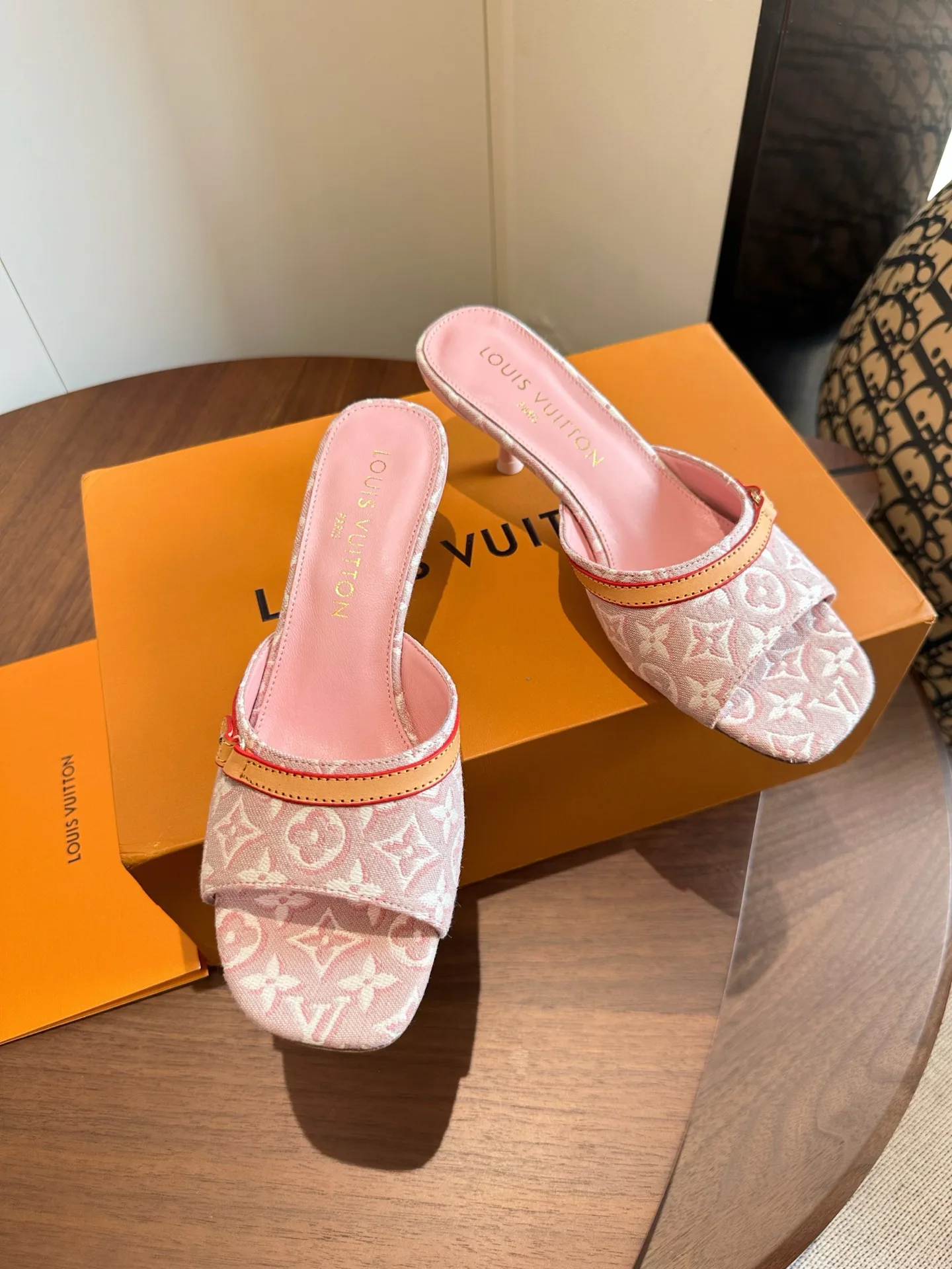 Мюли И Сабо Женские Louis Vuitton 17580804