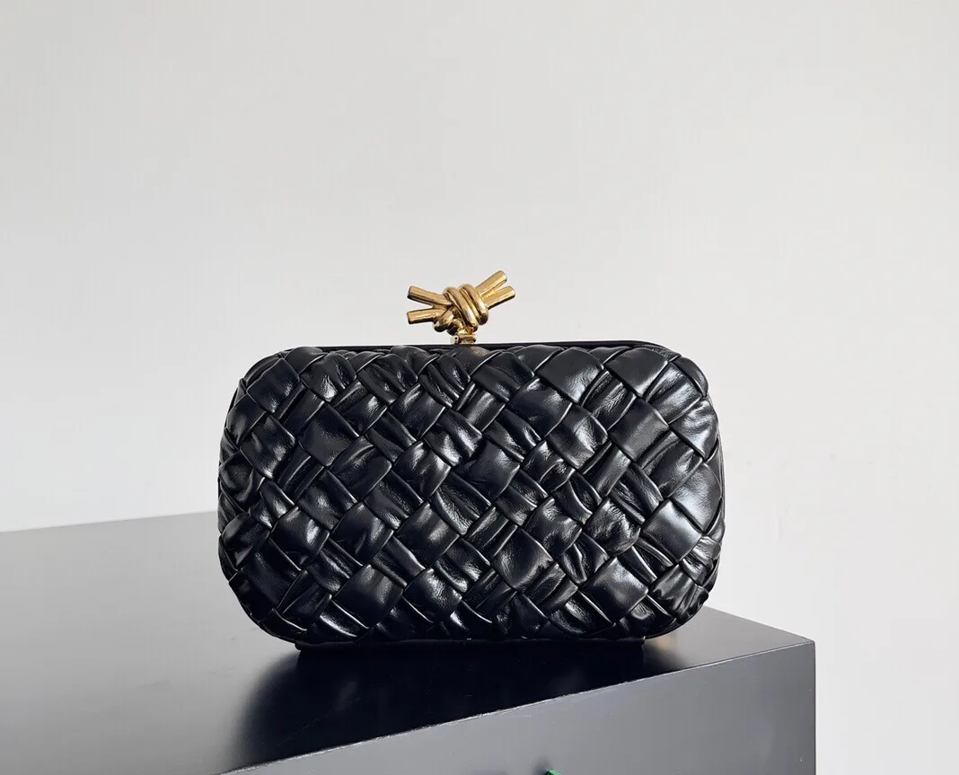 Клатчи Женские Bottega Veneta 10042693