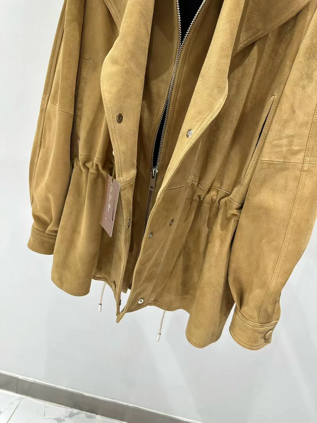 Кожаные Куртки И Дублёнки Женские Loro Piana 11428991