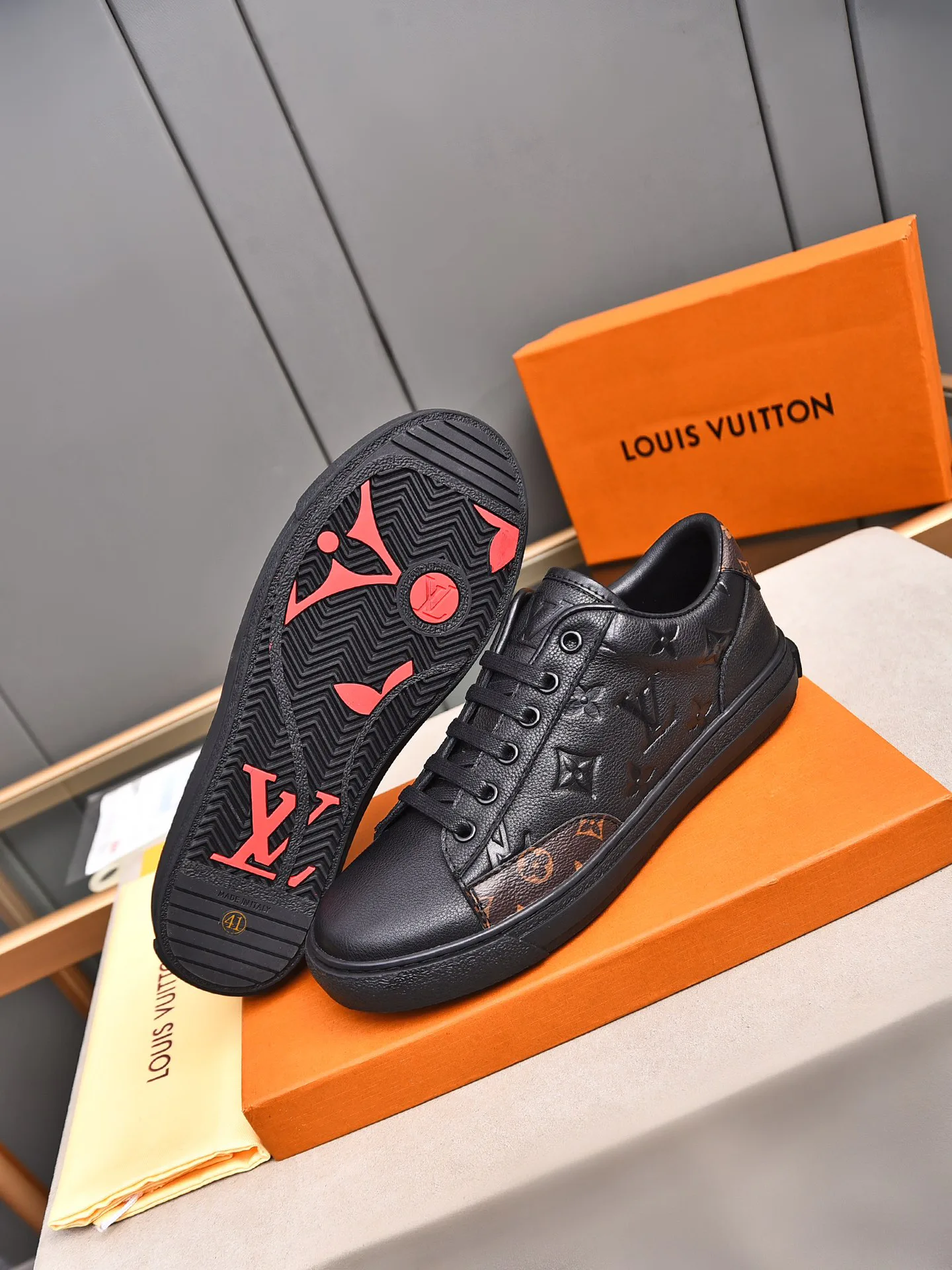 Кроссовки Мужские Louis Vuitton 12960053