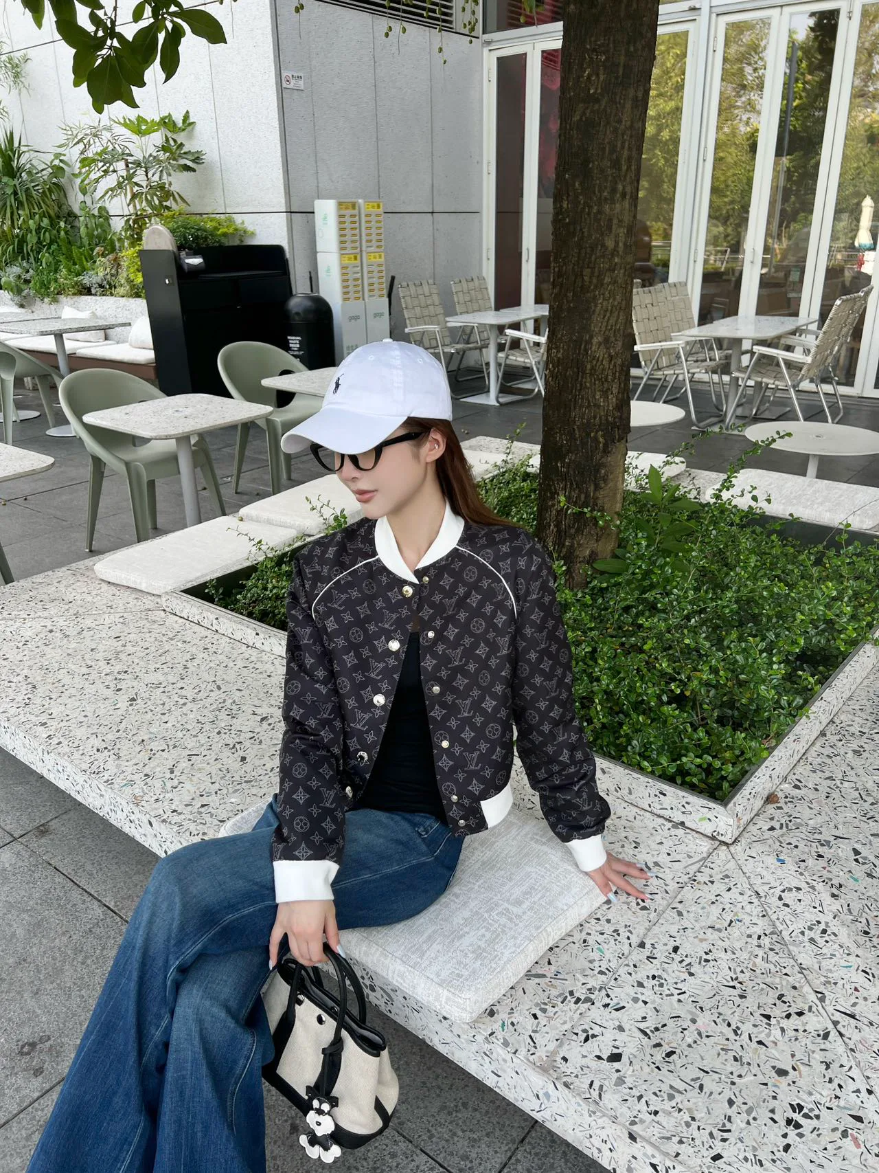 Куртки И Пуховики Женские Louis Vuitton 18348135