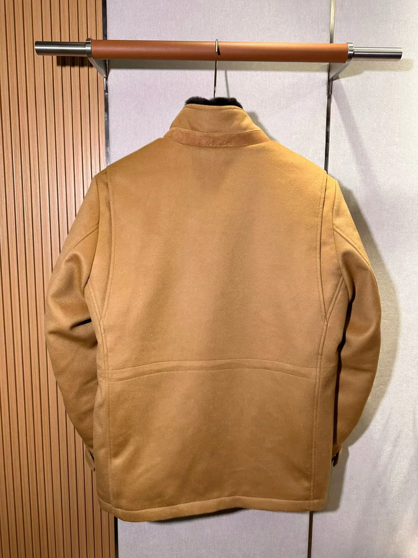 Кожаные Куртки И Дублёнки Мужские Loro Piana 1061838