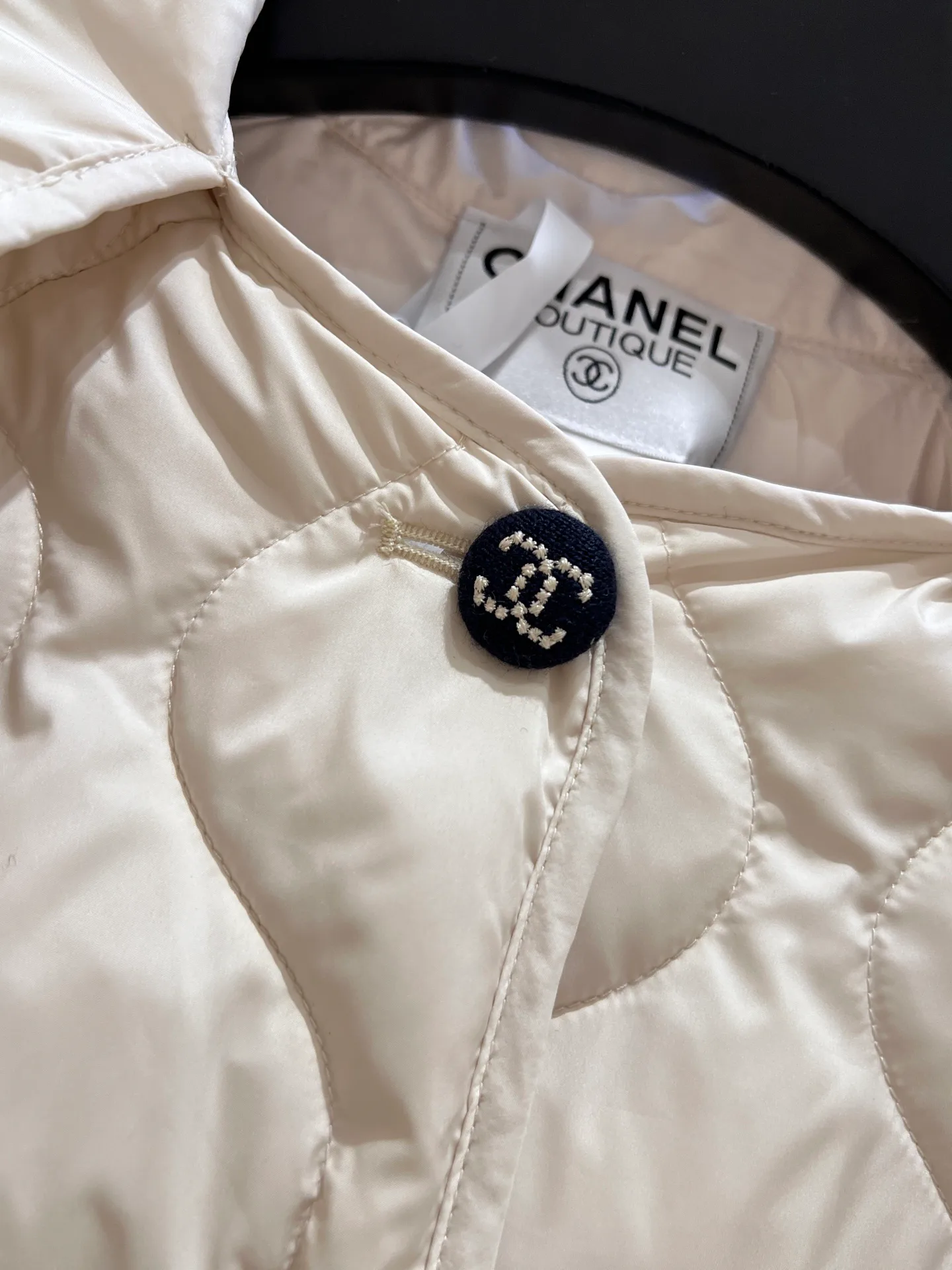 Куртки И Пуховики Женские Chanel 1856801