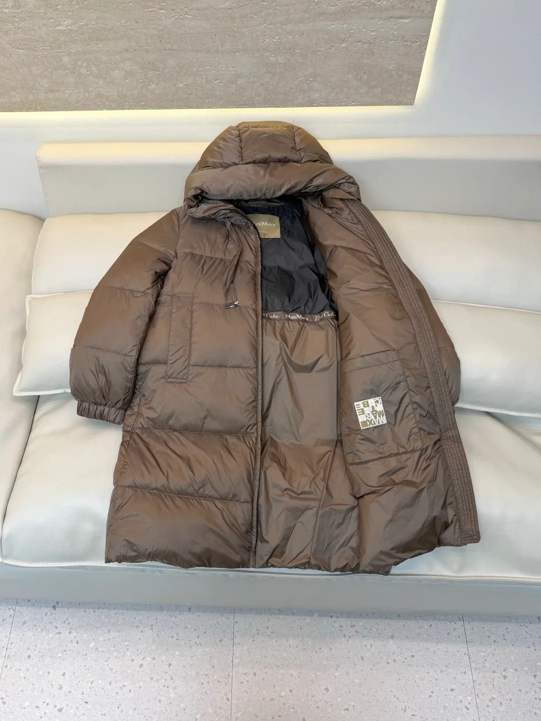Куртки И Пуховики Женские Max Mara 17917331