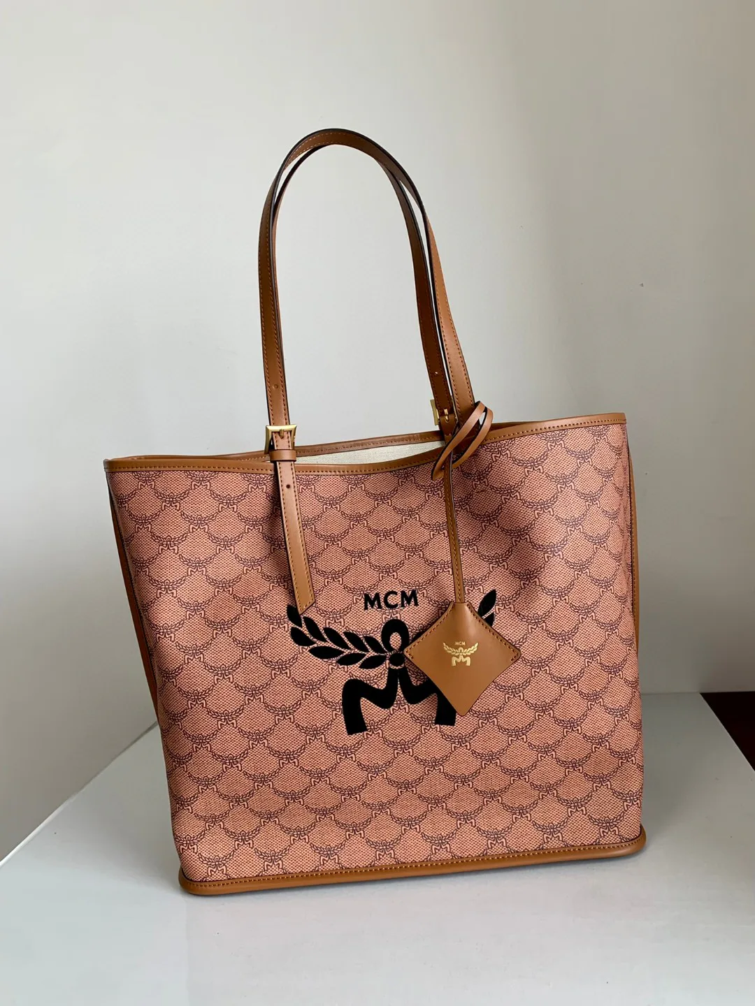 Классические Сумки Женские Mcm 9836276