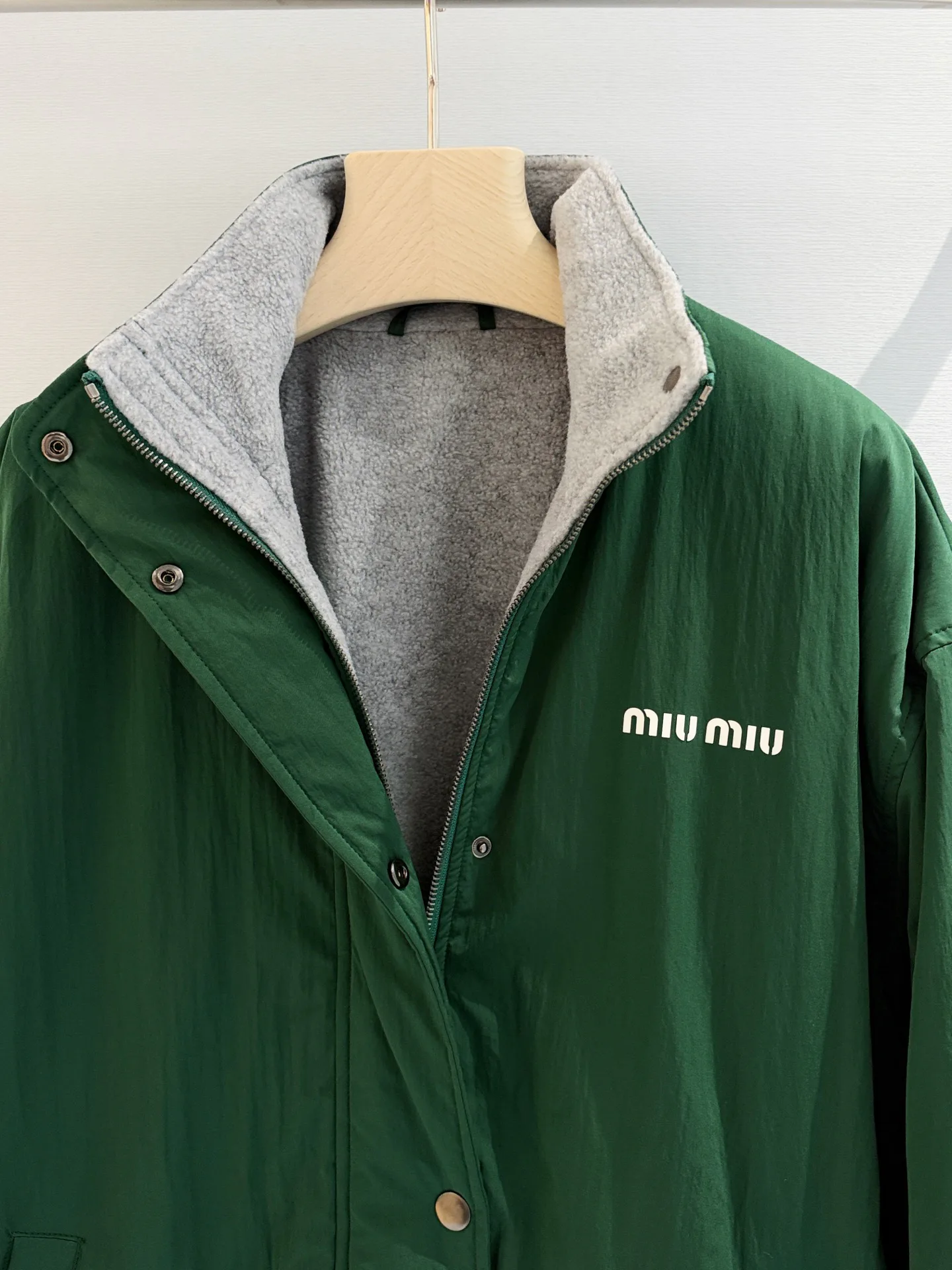 Куртки И Пуховики Женские Miu Miu 19503464