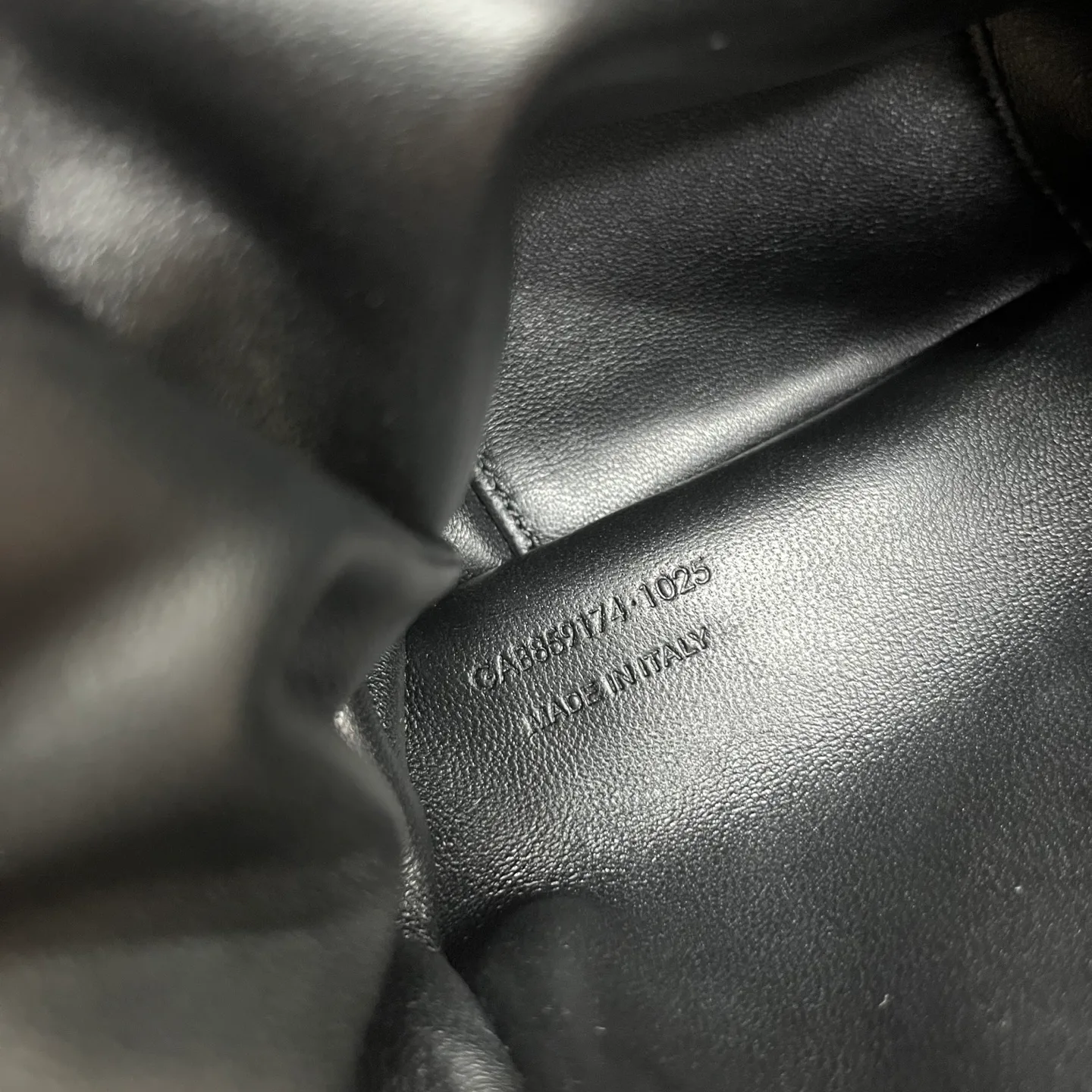 Сумки На Ремне Женские Saint Laurent 11309793