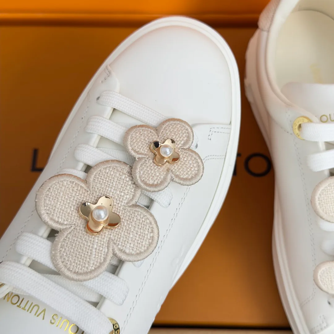 Кроссовки Женские Louis Vuitton 18845998