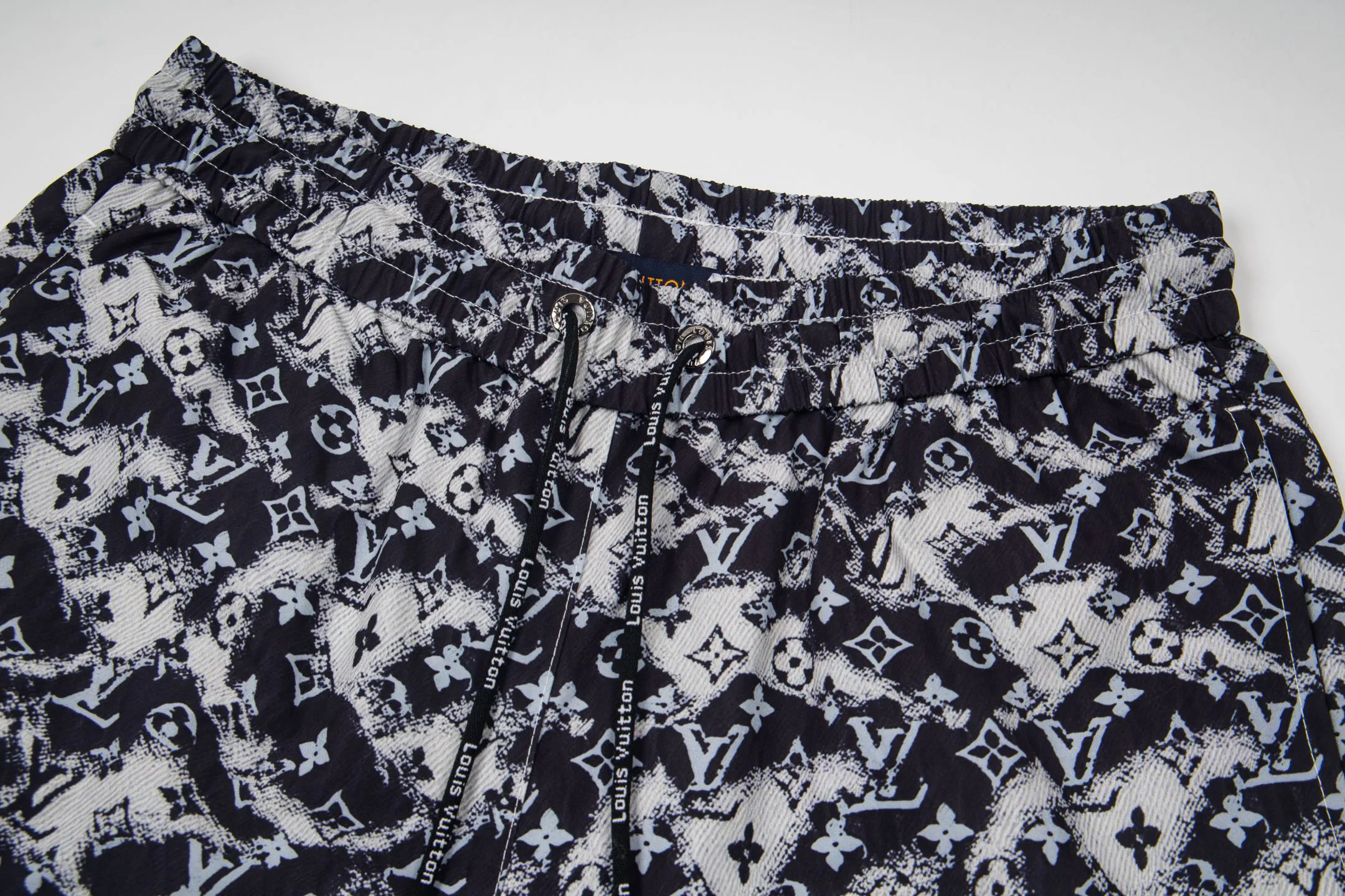 Шорты Мужские Louis Vuitton 11528476