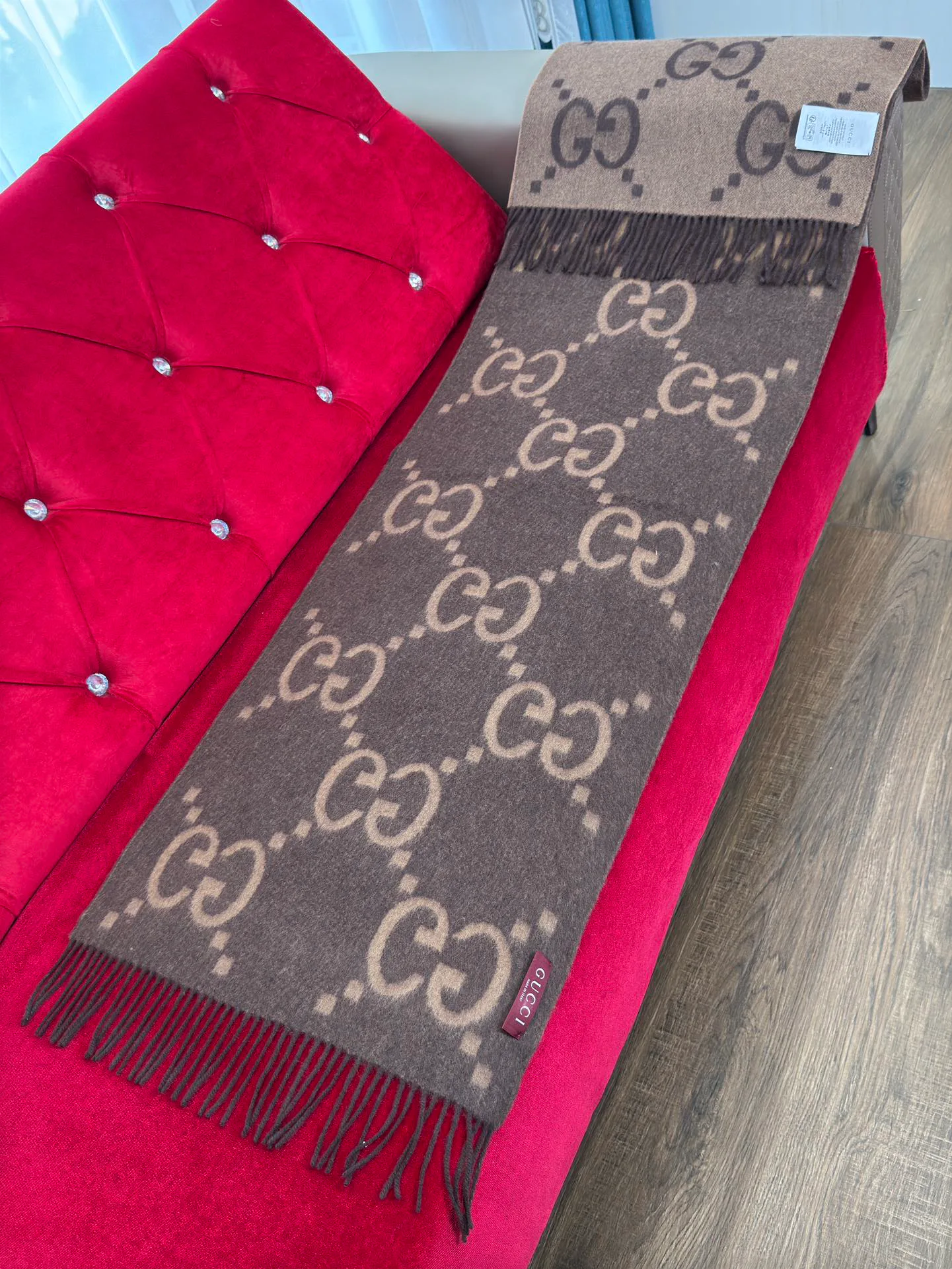 Шарфы Gucci 17935946