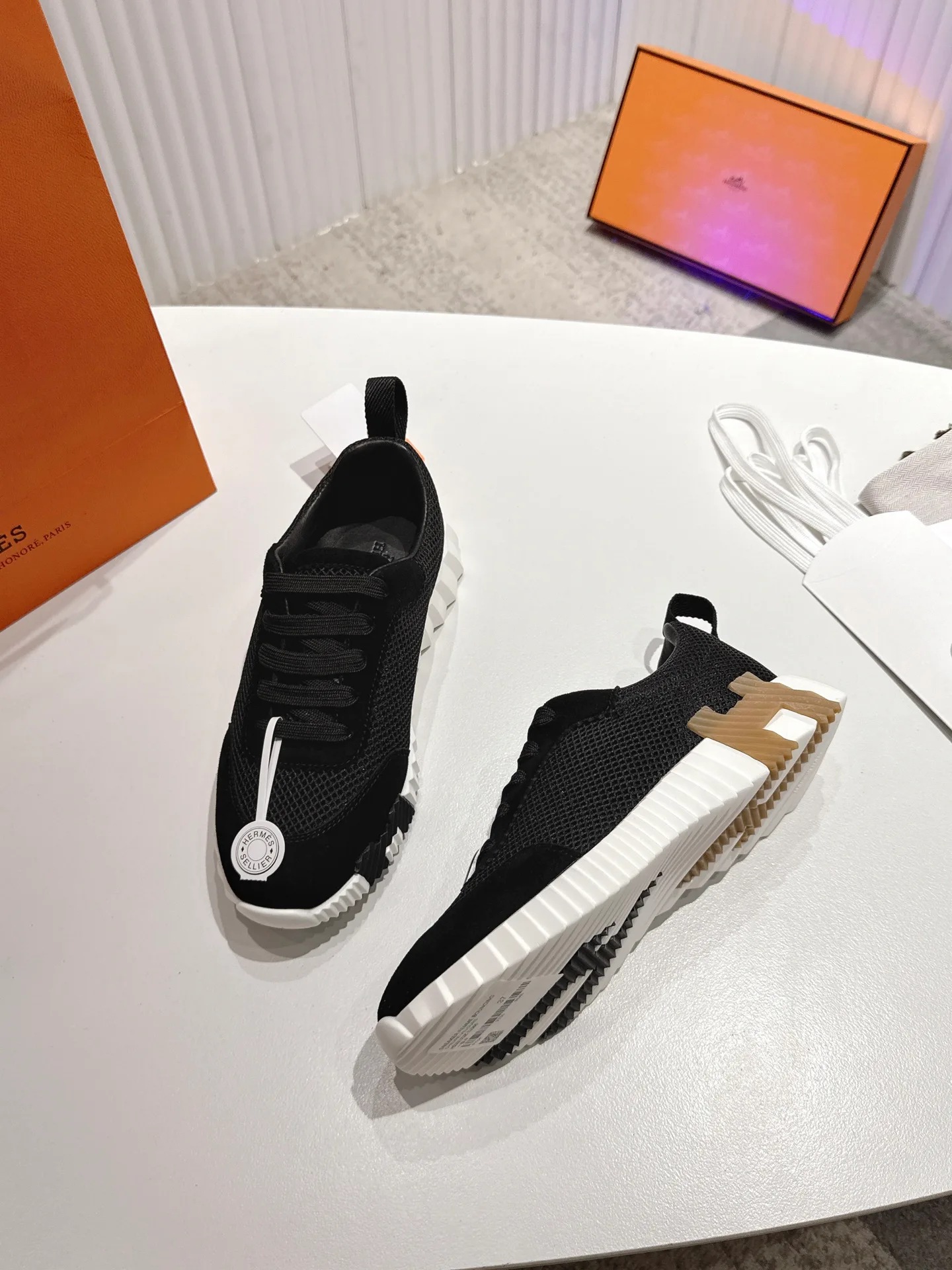 Кроссовки Женские Hermes 1744789
