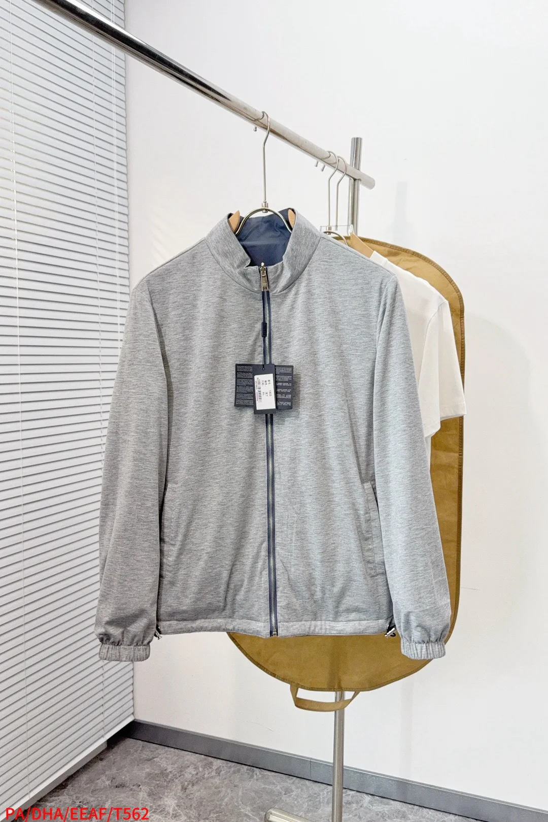 Куртки И Пуховики Мужские Prada 11684082