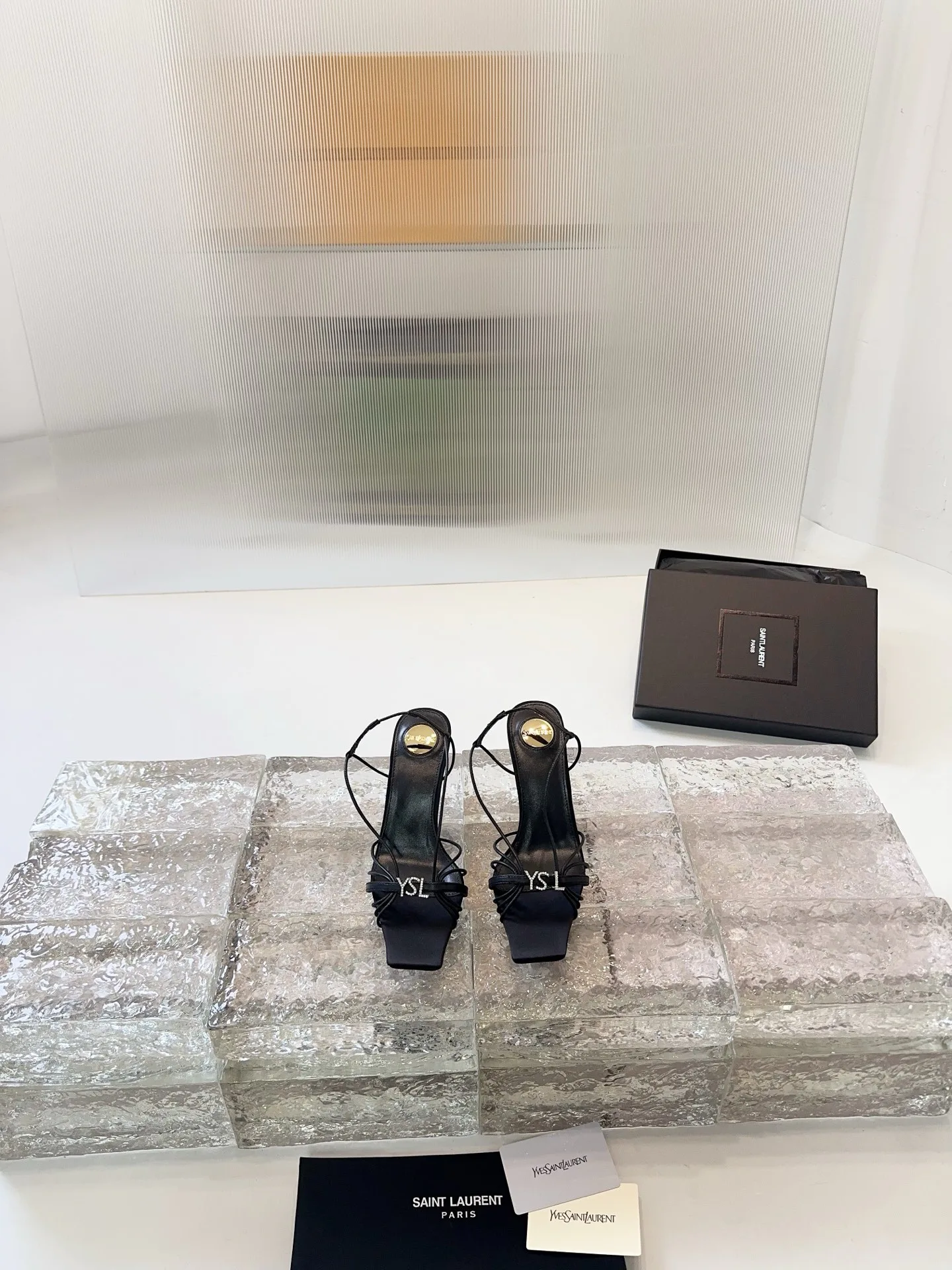 Босоножки Женские Saint Laurent 11278239