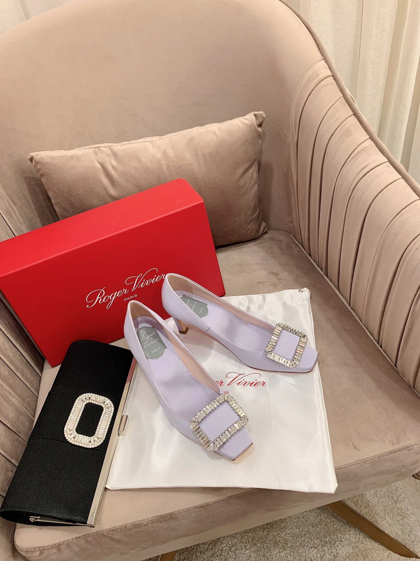 Туфли Женские Roger Vivier 17550747