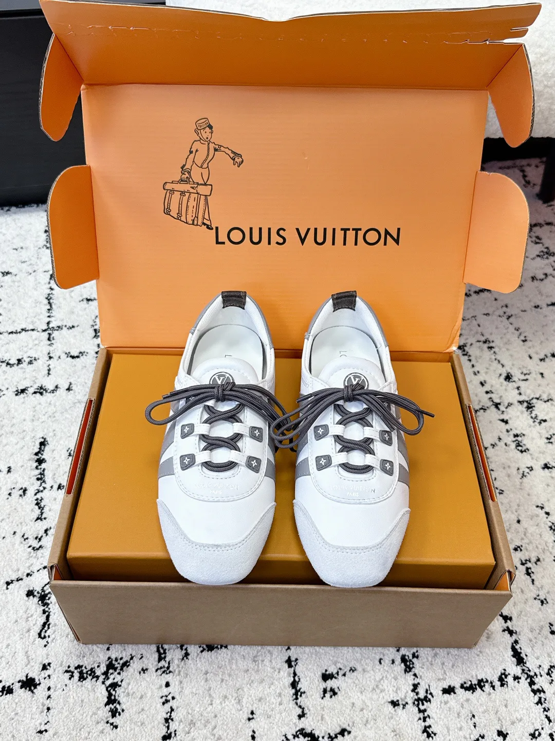 Кроссовки Женские Louis Vuitton 1752771