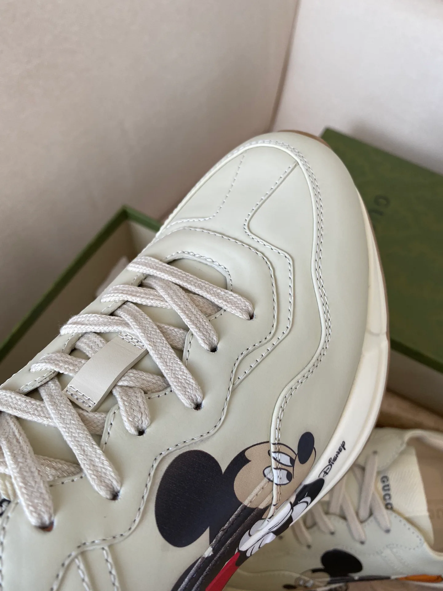 Кроссовки Женские Gucci 11628