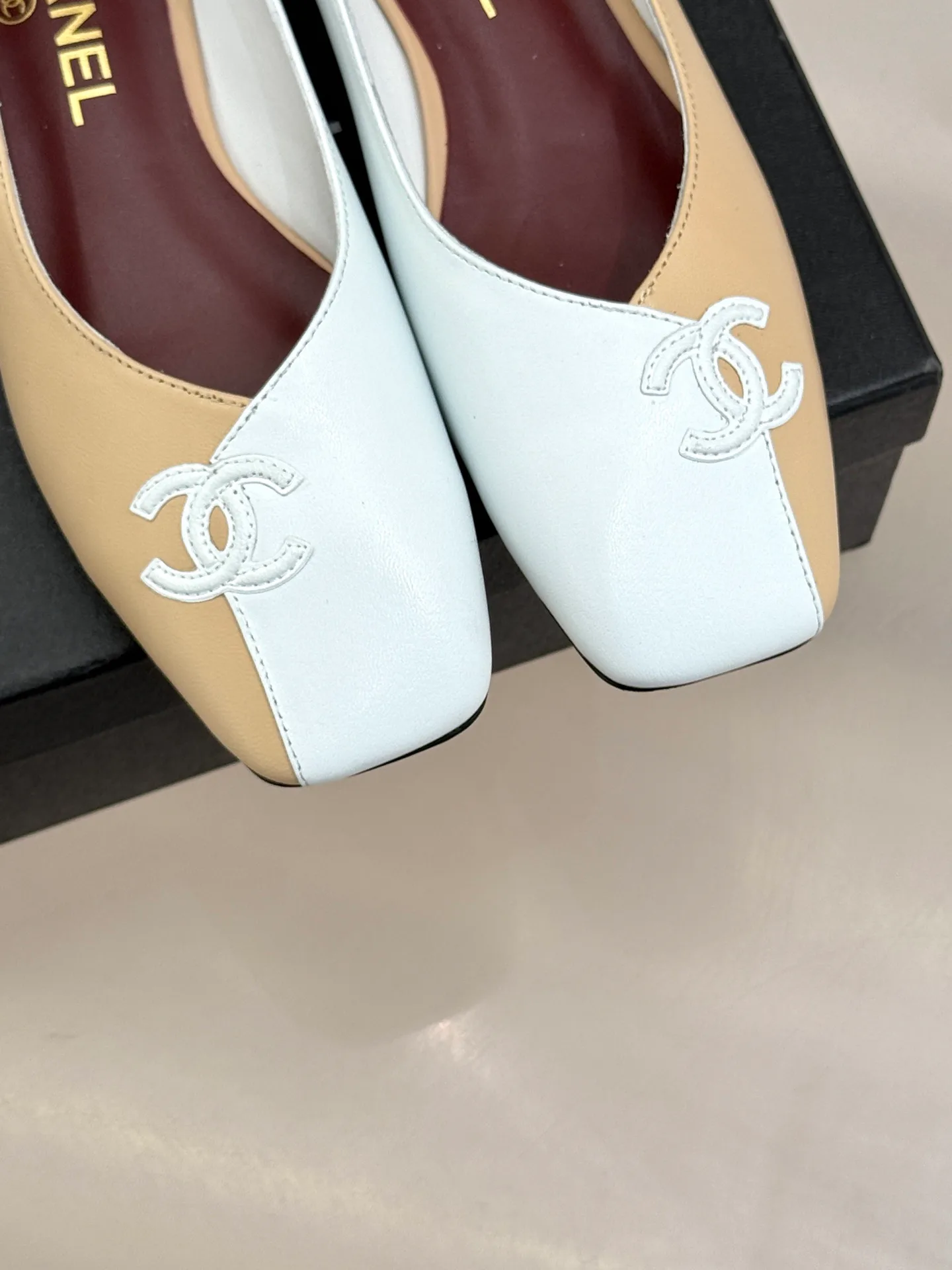 Босоножки Женские Chanel 12632966