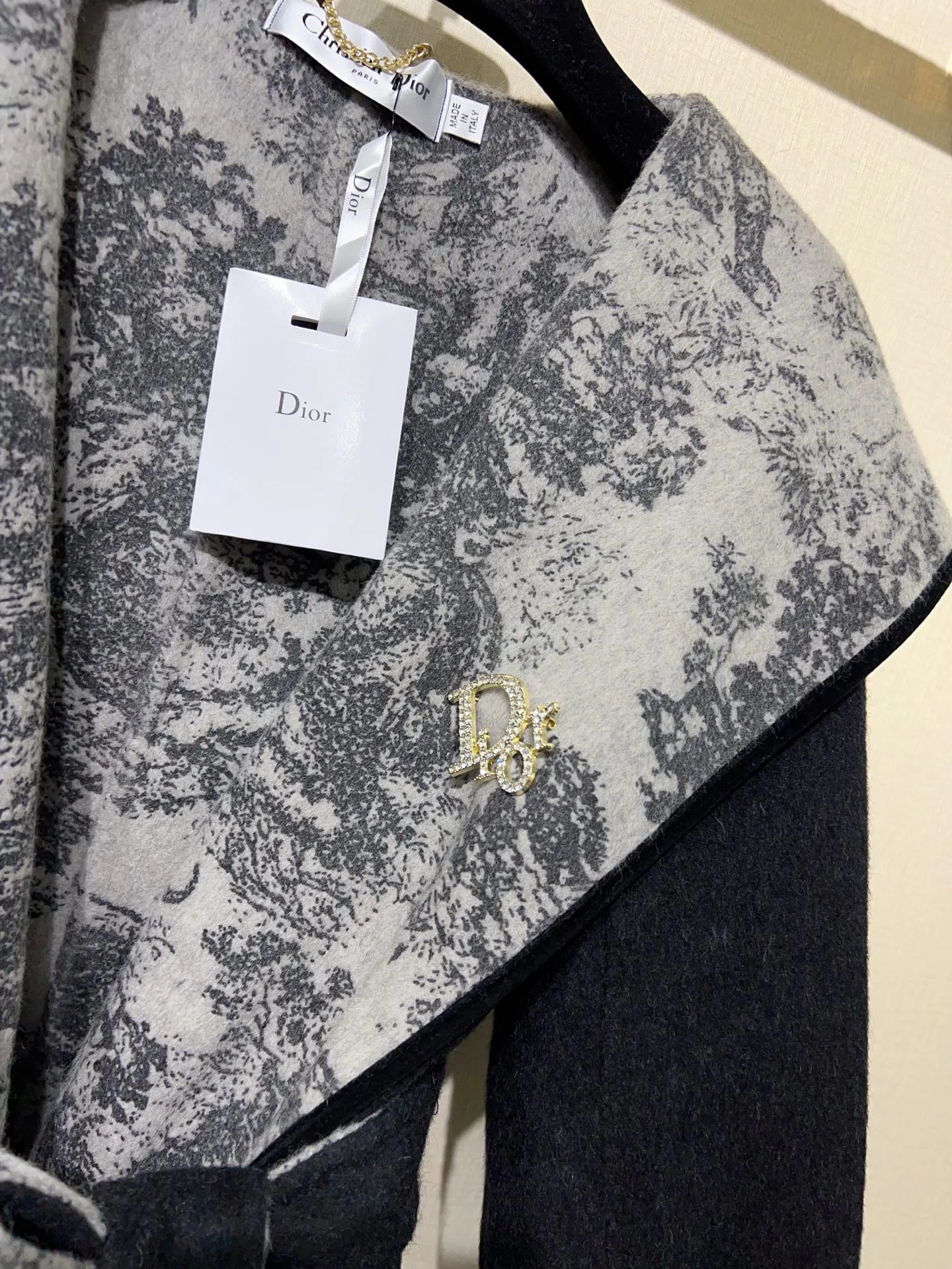Пальто Женские Christian Dior 19042300