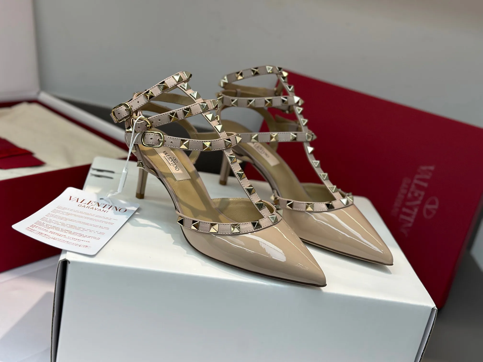 Сандалии Женские Valentino 11323095