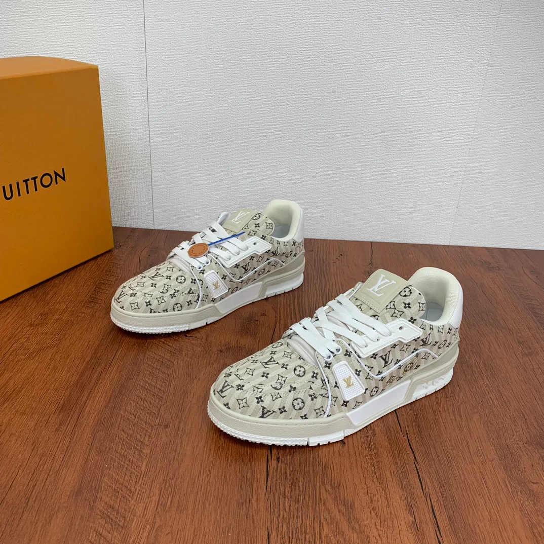 Кроссовки Женские Louis Vuitton 9814263