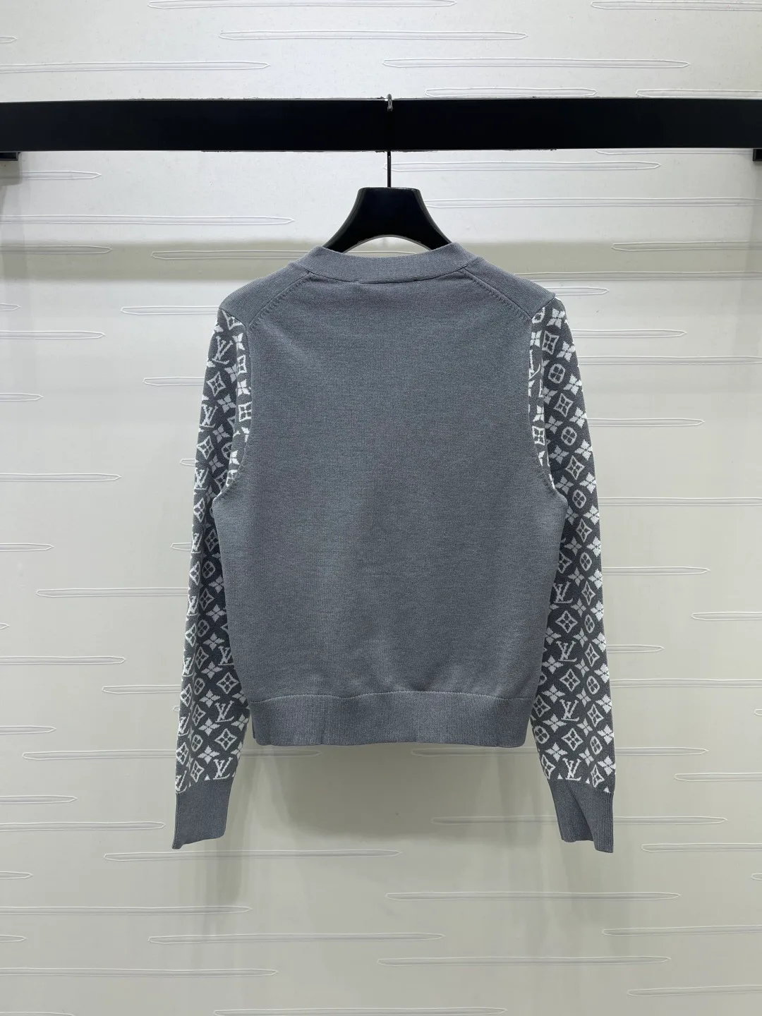 Джемперы И Свитеры Женские Louis Vuitton 18140977