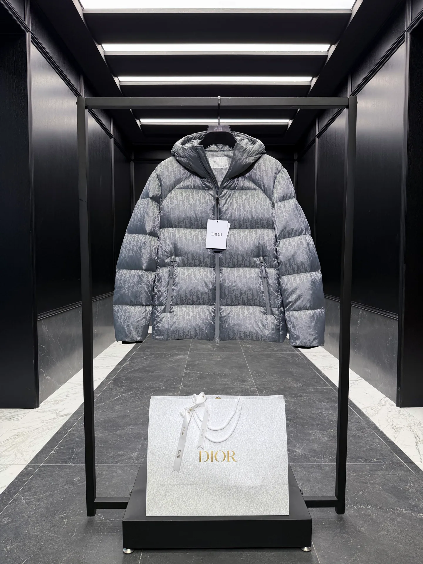 Куртки И Пуховики Мужские Christian Dior 1220496