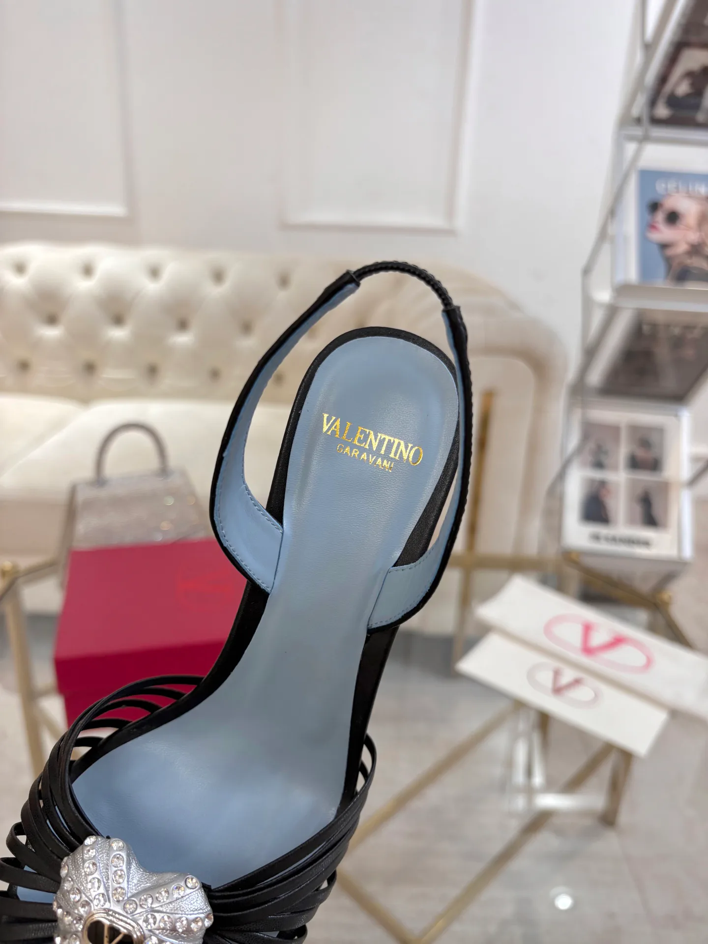 Босоножки Женские Valentino 18135279