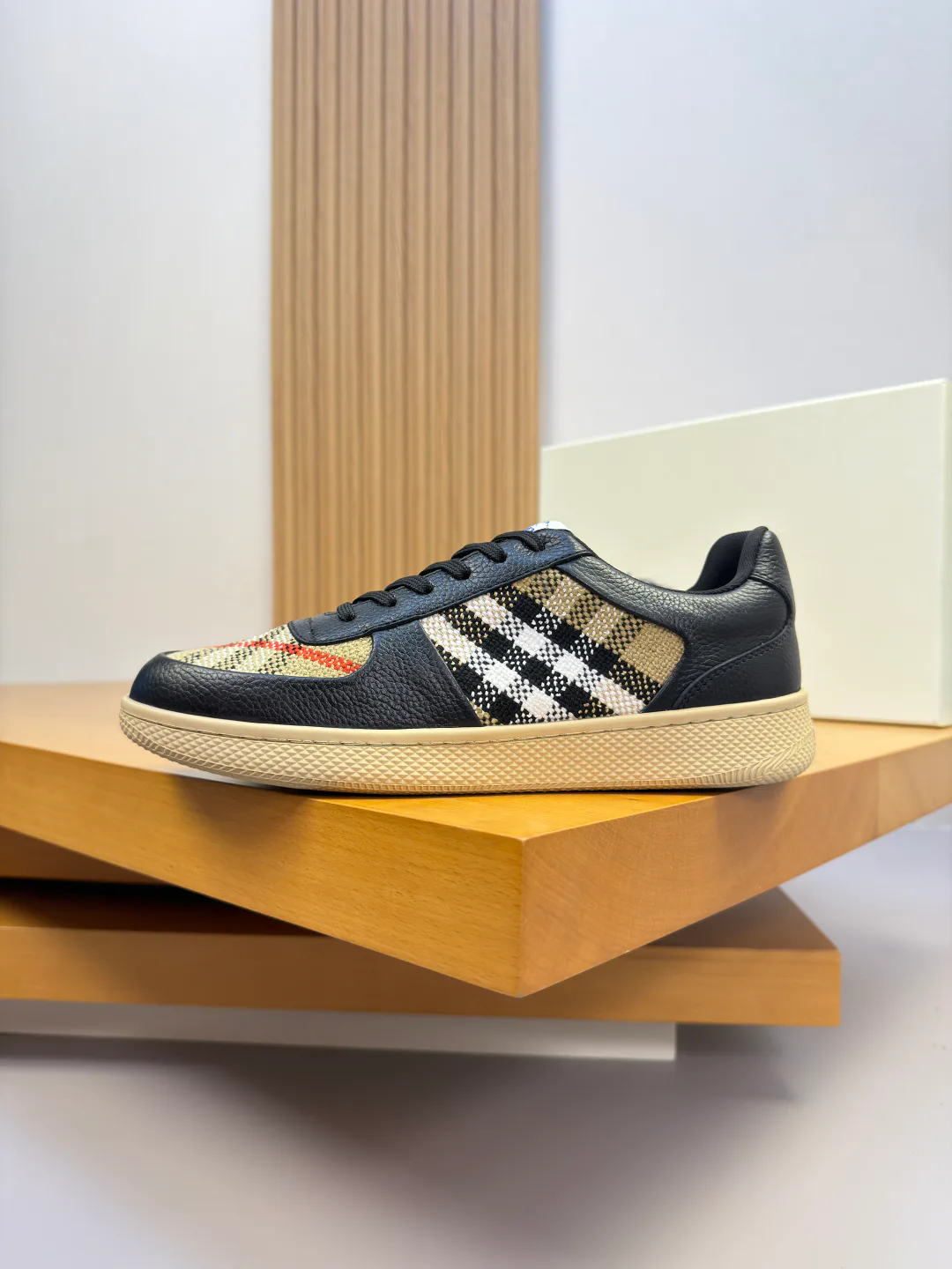 Кроссовки Мужские Burberry 17955069