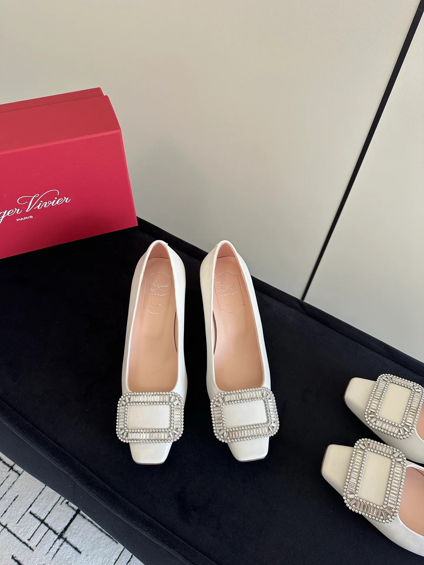 Туфли Женские Roger Vivier 17624507