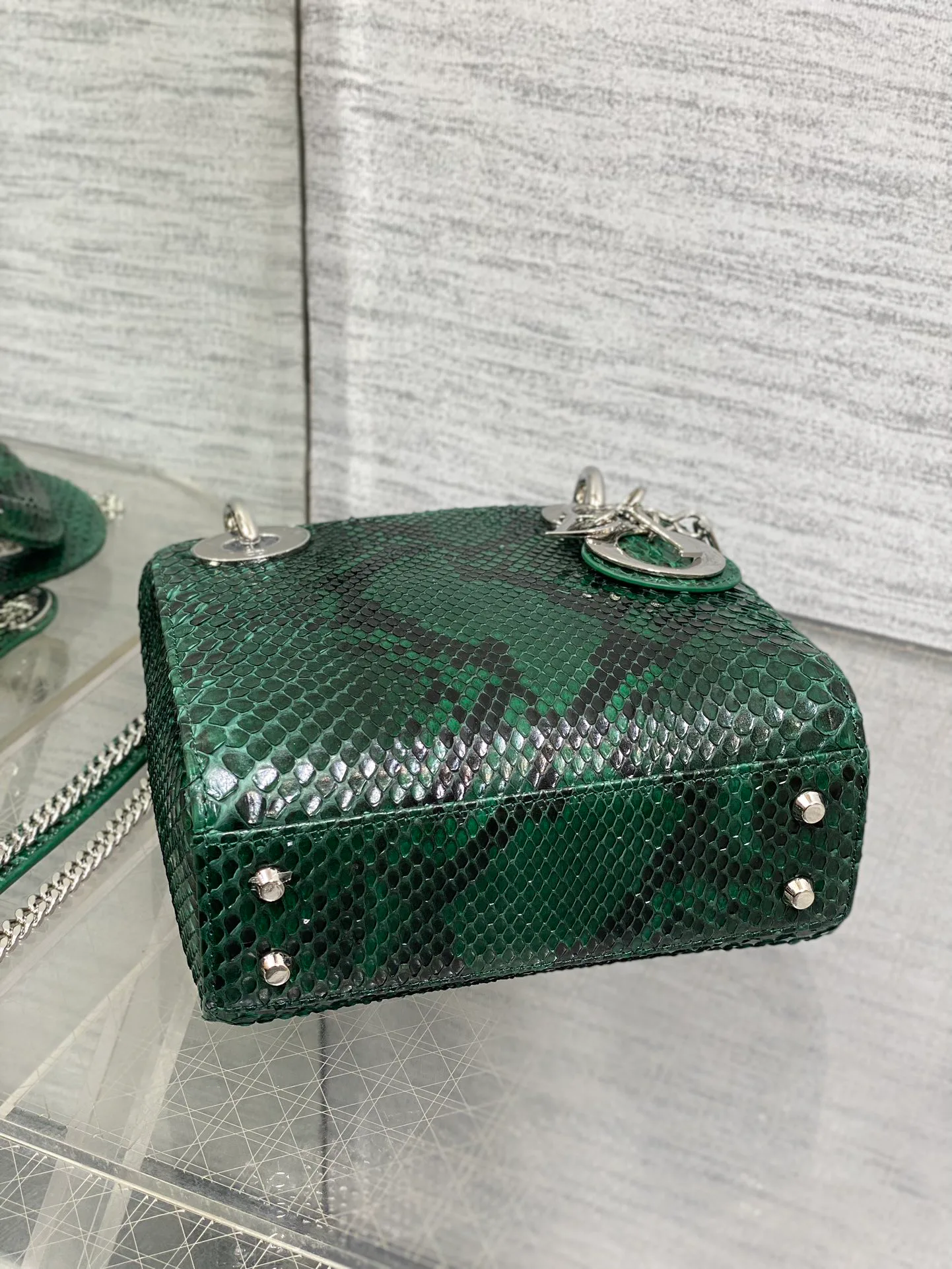 Классические Сумки Женские Christian Dior 11581738