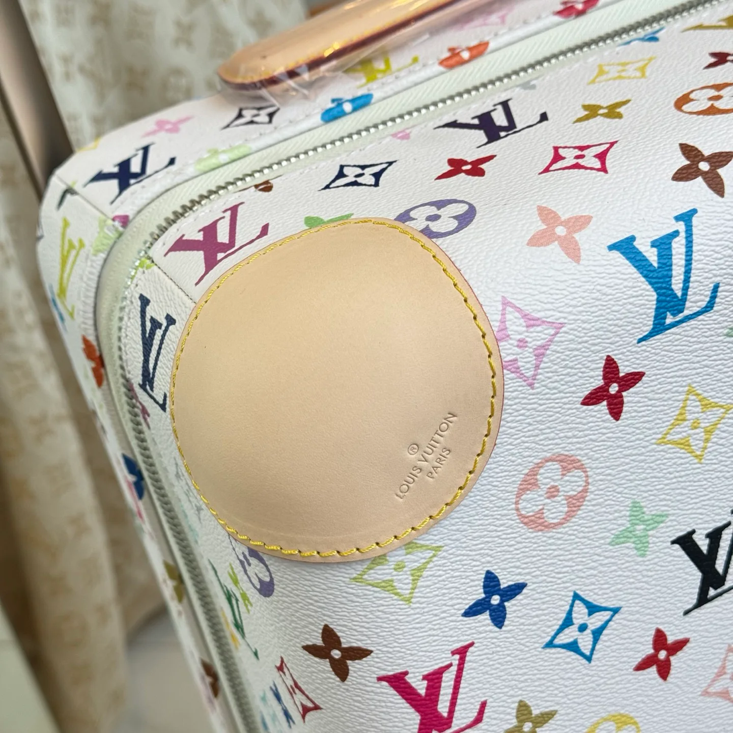 Чемоданы Louis Vuitton 14492037