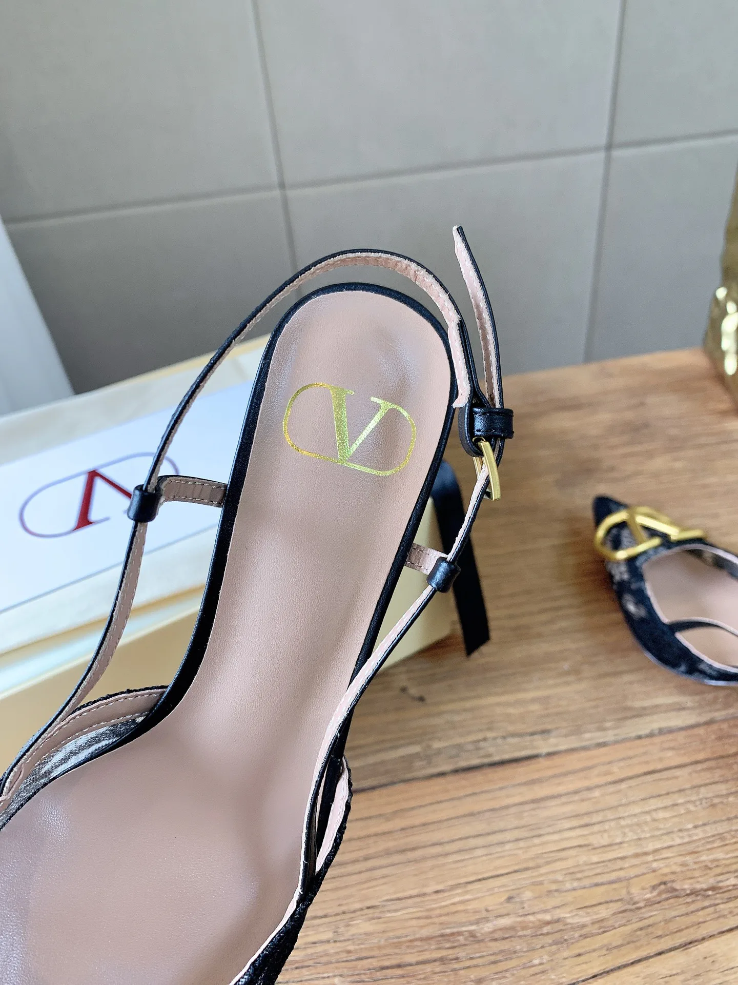 Туфли Женские Valentino 16942050