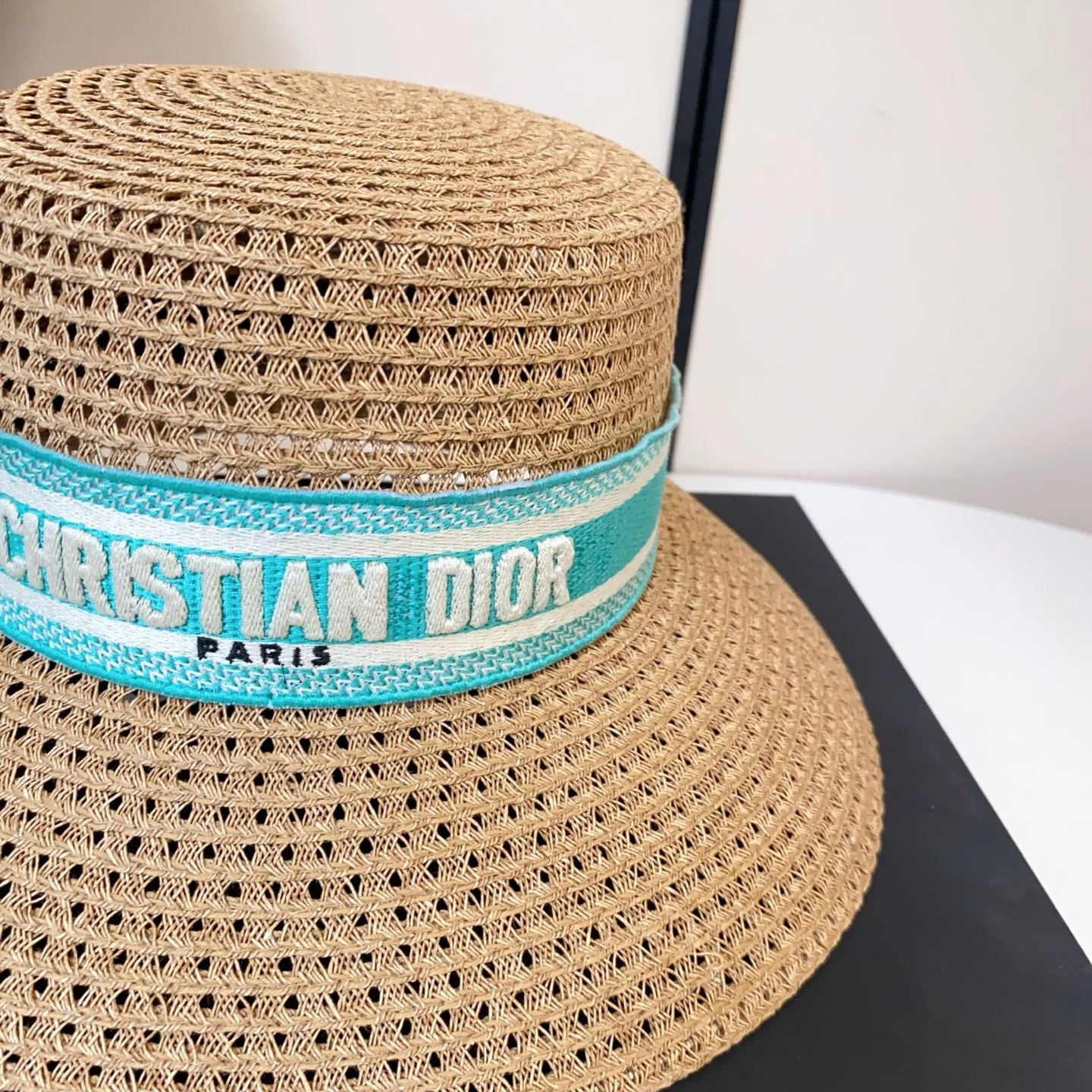 Головные Уборы Christian Dior 13569661