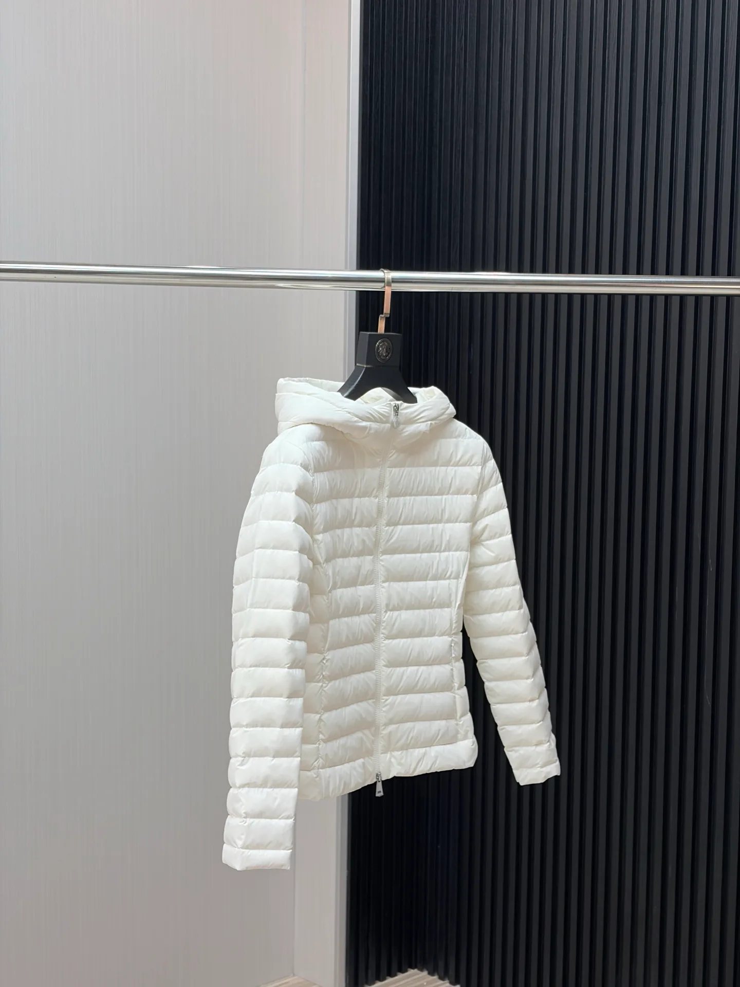 Куртки И Пуховики Мужские Moncler 17908041