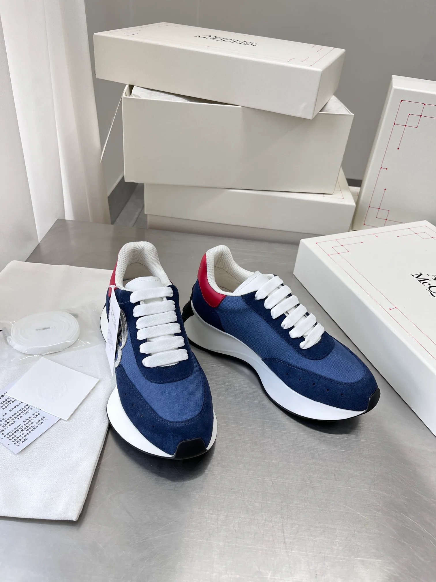 Кроссовки Женские Alexander Mcqueen 730077