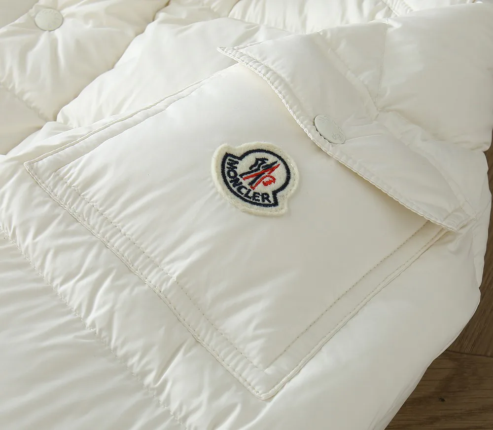 Куртки И Пуховики Женские Moncler 18729132