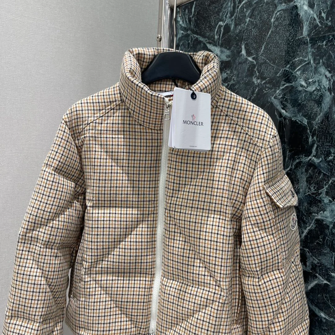 Куртки И Пуховики Женские Moncler 1451987