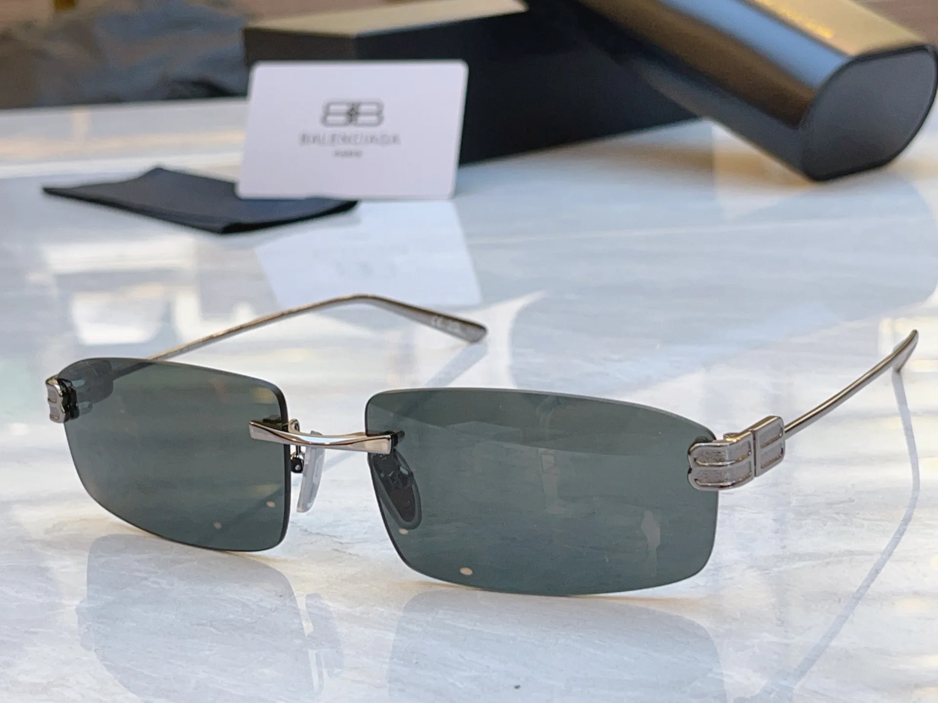 Очки Balenciaga 10842059