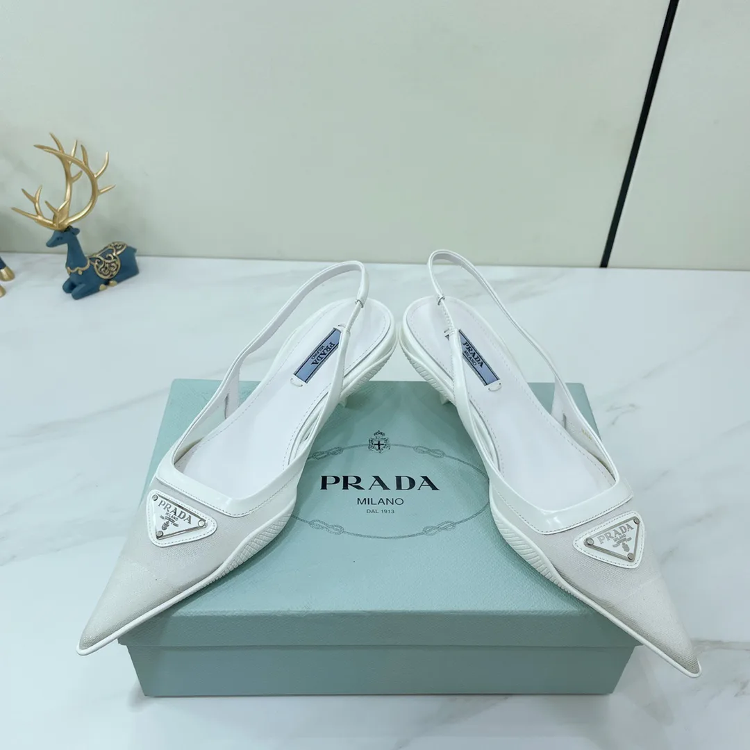 Туфли Женские Prada 10611343