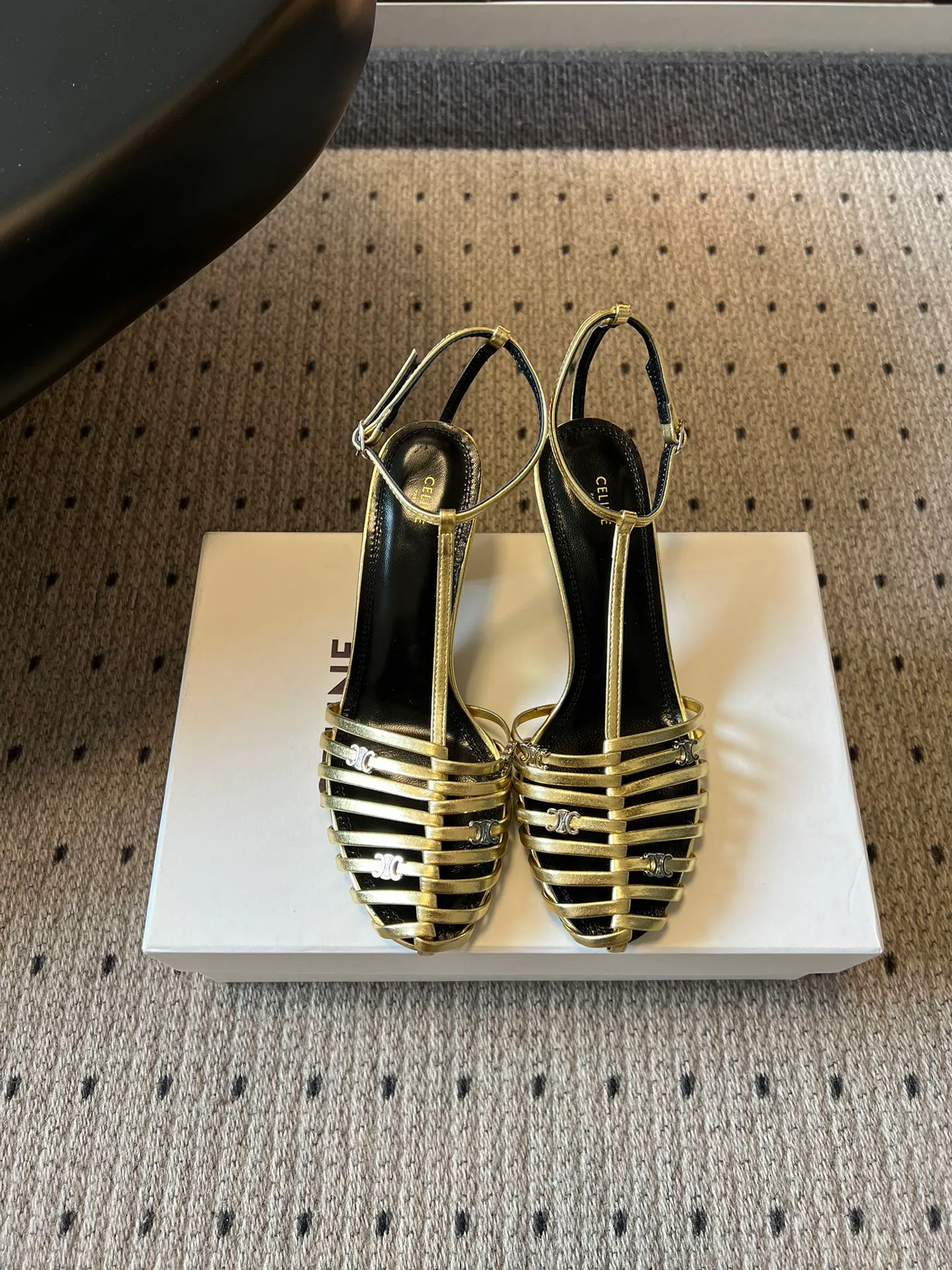 Босоножки Женские Celine 12762609